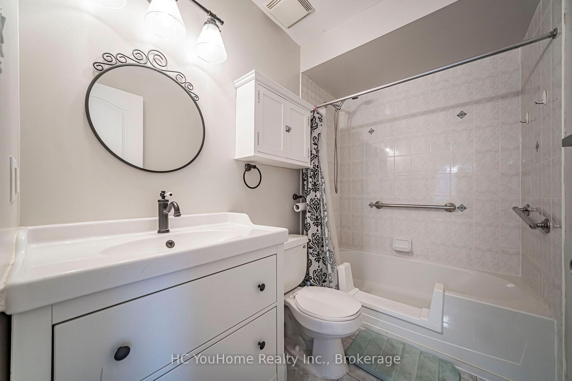 Photo 33 of 56 Princess Diana Drive, Markham, Cathedraltown — HOMEH
