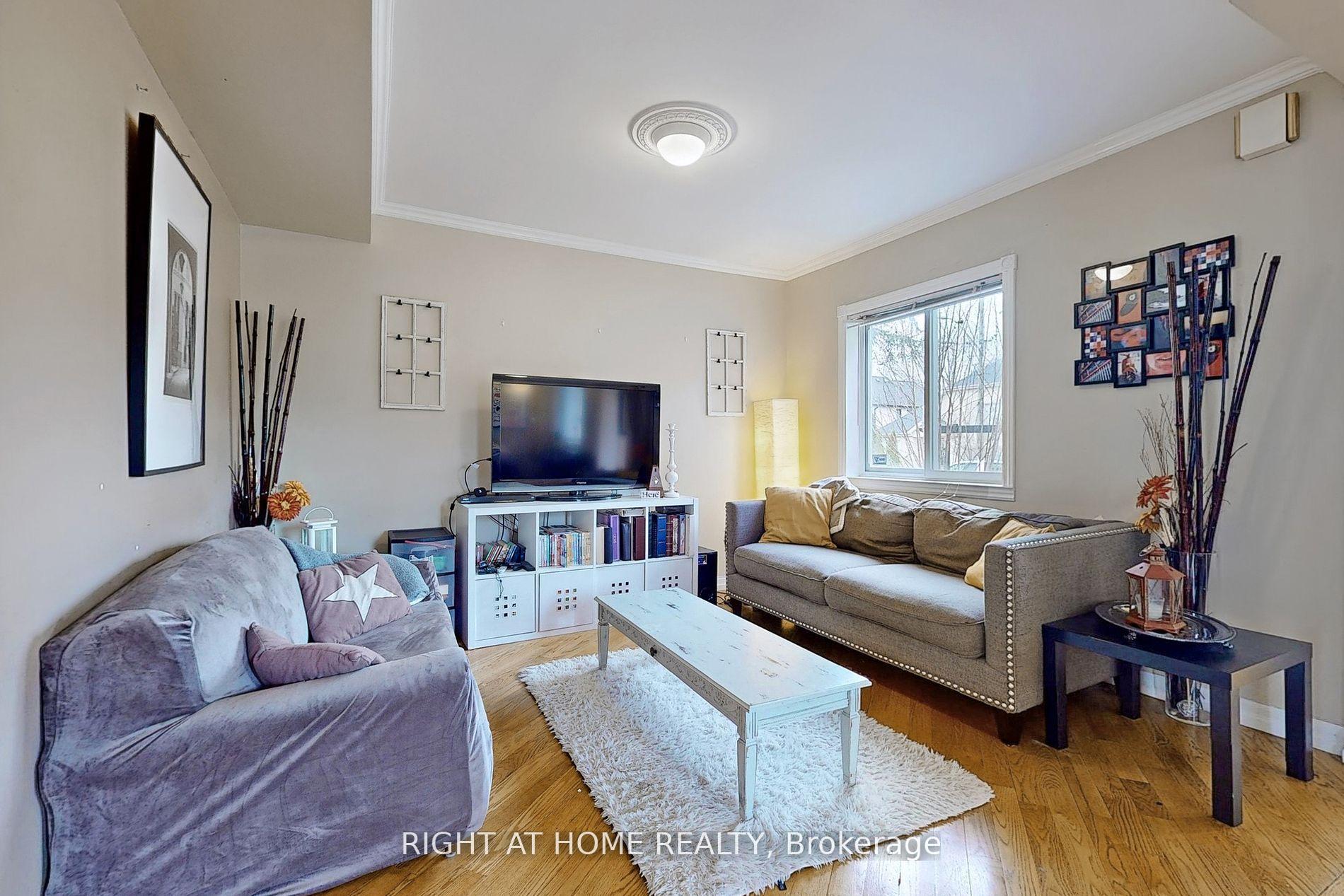 Photo 5 of 68 Eaglewood Boulevard E, Mississauga, Mineola — HOMEH