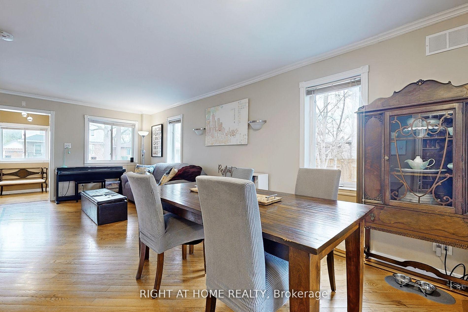 Photo 9 of 68 Eaglewood Boulevard E, Mississauga, Mineola — HOMEH