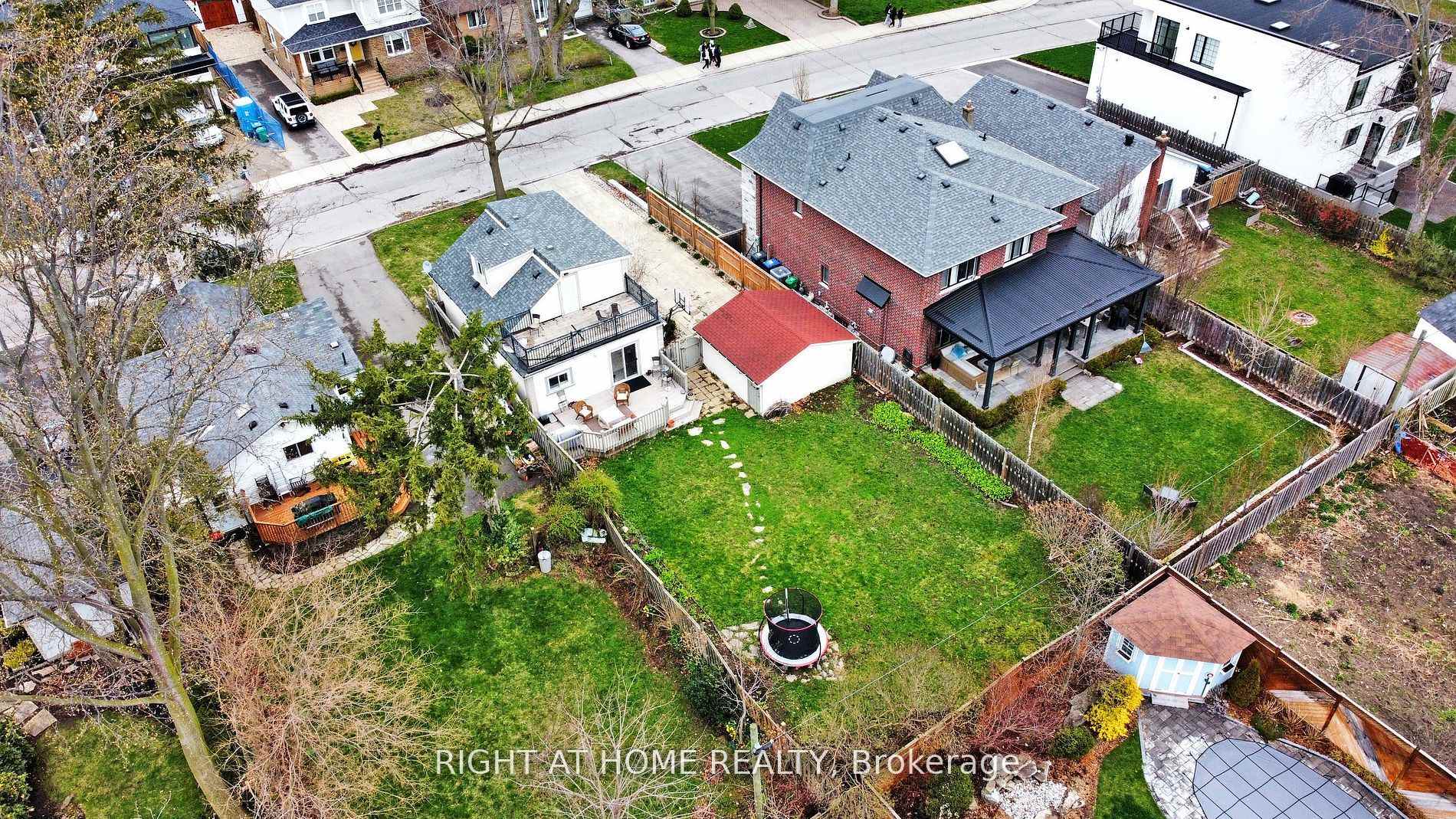 Photo 25 of 68 Eaglewood Boulevard E, Mississauga, Mineola — HOMEH