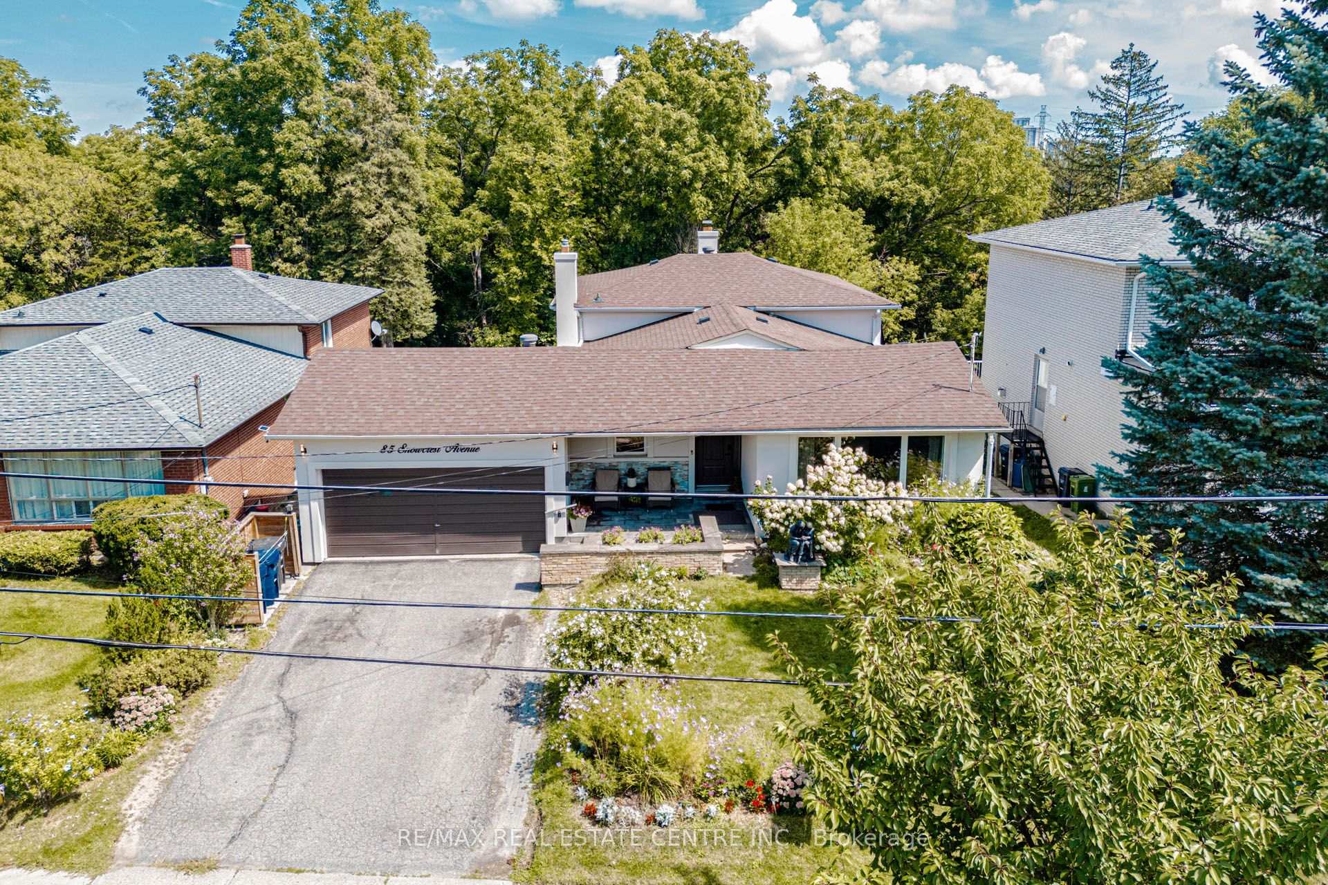 Photo 2 of 85 Snowcrest Avenue, North York, Bayview Woods-Steeles — HOMEH
