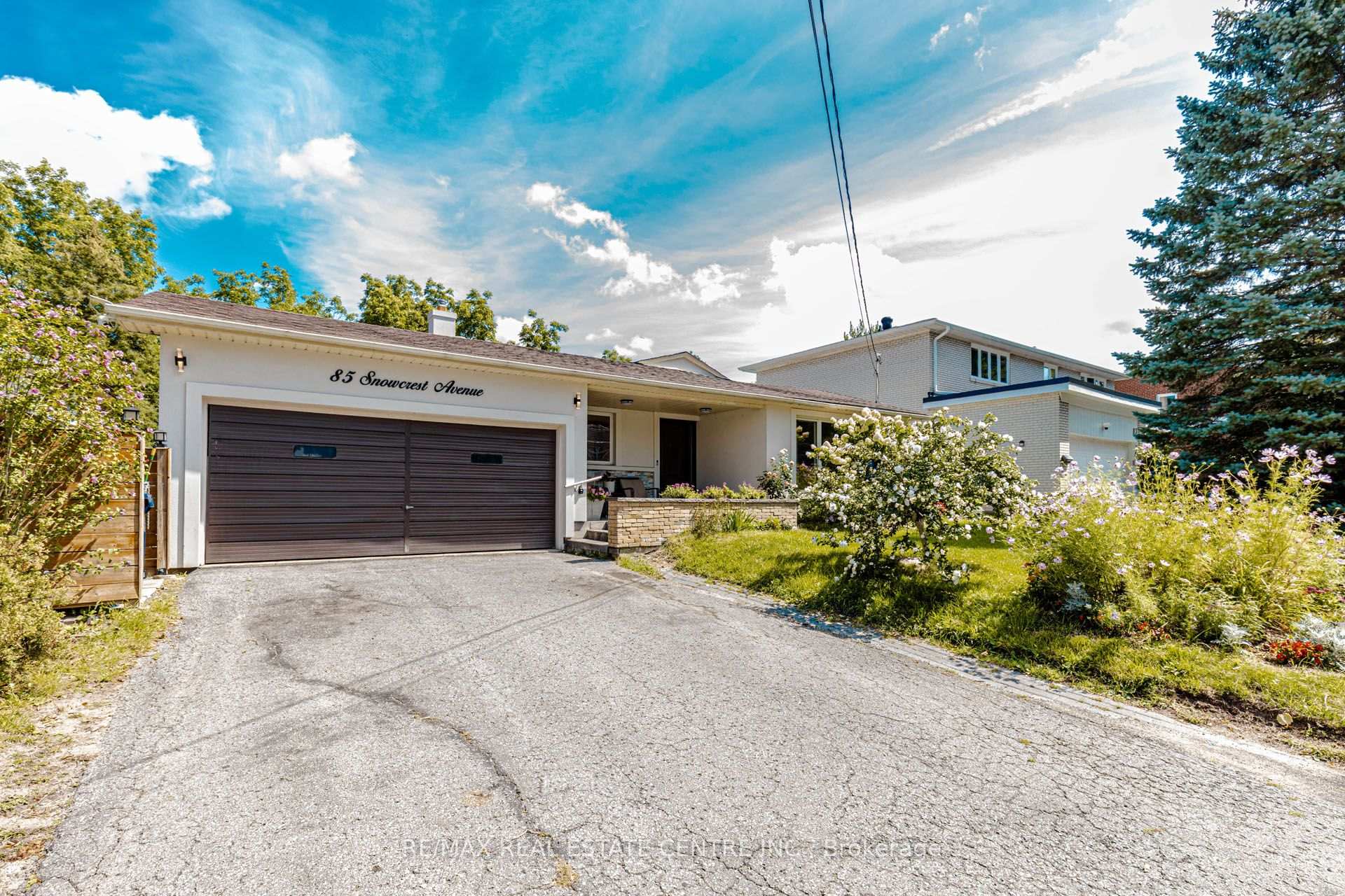 Photo 4 of 85 Snowcrest Avenue, North York, Bayview Woods-Steeles — HOMEH
