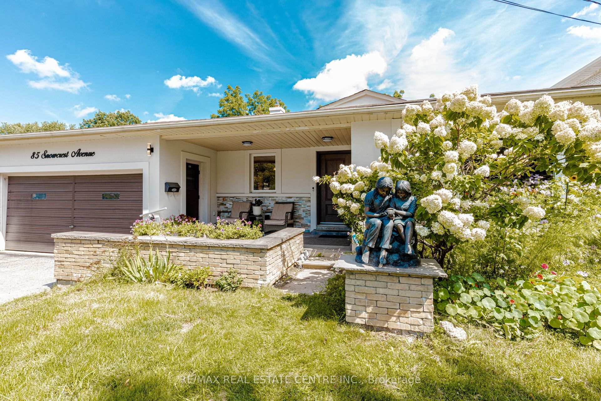 Photo 5 of 85 Snowcrest Avenue, North York, Bayview Woods-Steeles — HOMEH