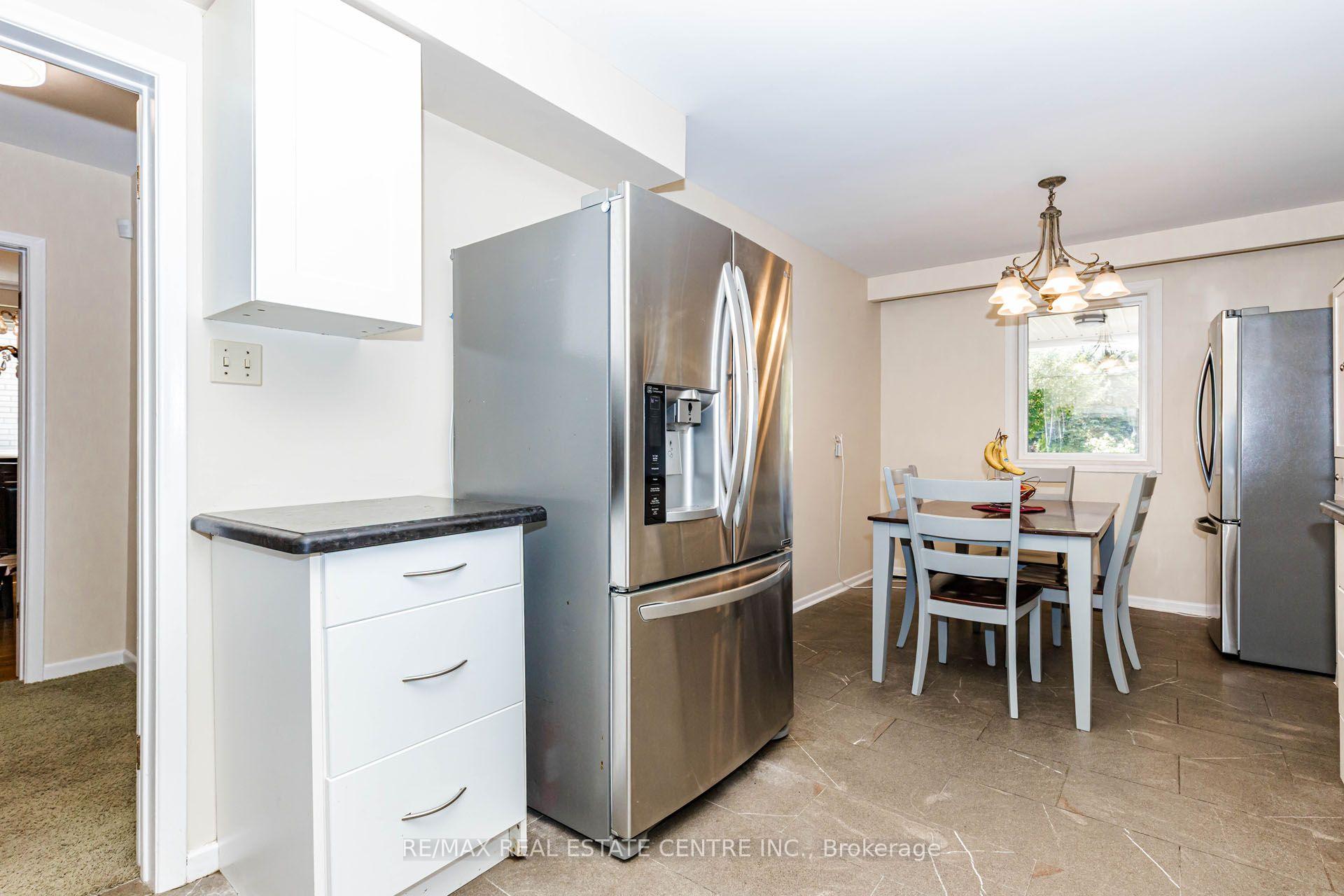 Photo 21 of 85 Snowcrest Avenue, North York, Bayview Woods-Steeles — HOMEH