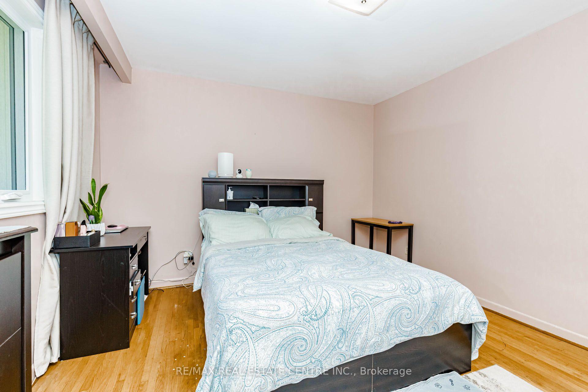 Photo 29 of 85 Snowcrest Avenue, North York, Bayview Woods-Steeles — HOMEH