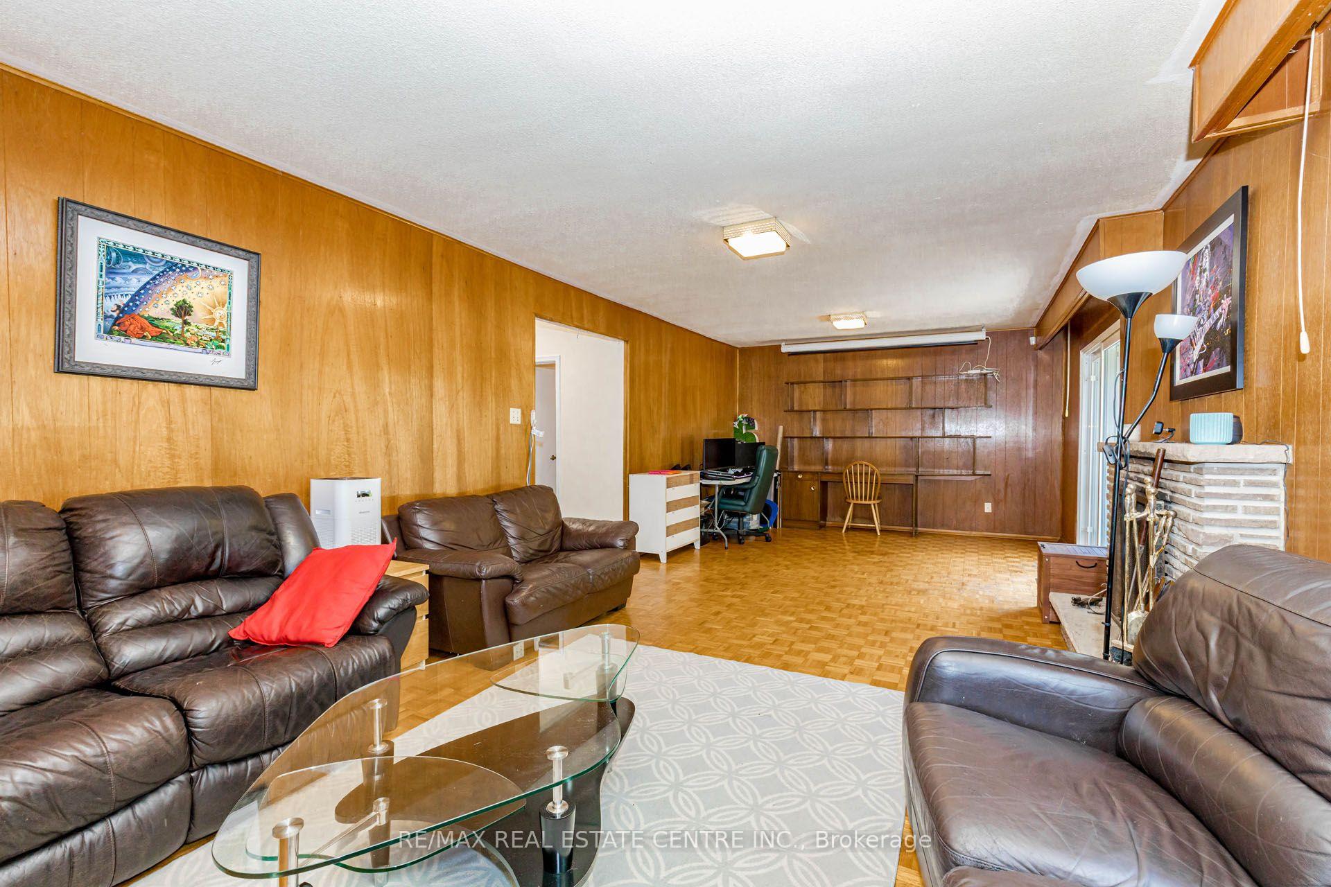 Photo 40 of 85 Snowcrest Avenue, North York, Bayview Woods-Steeles — HOMEH