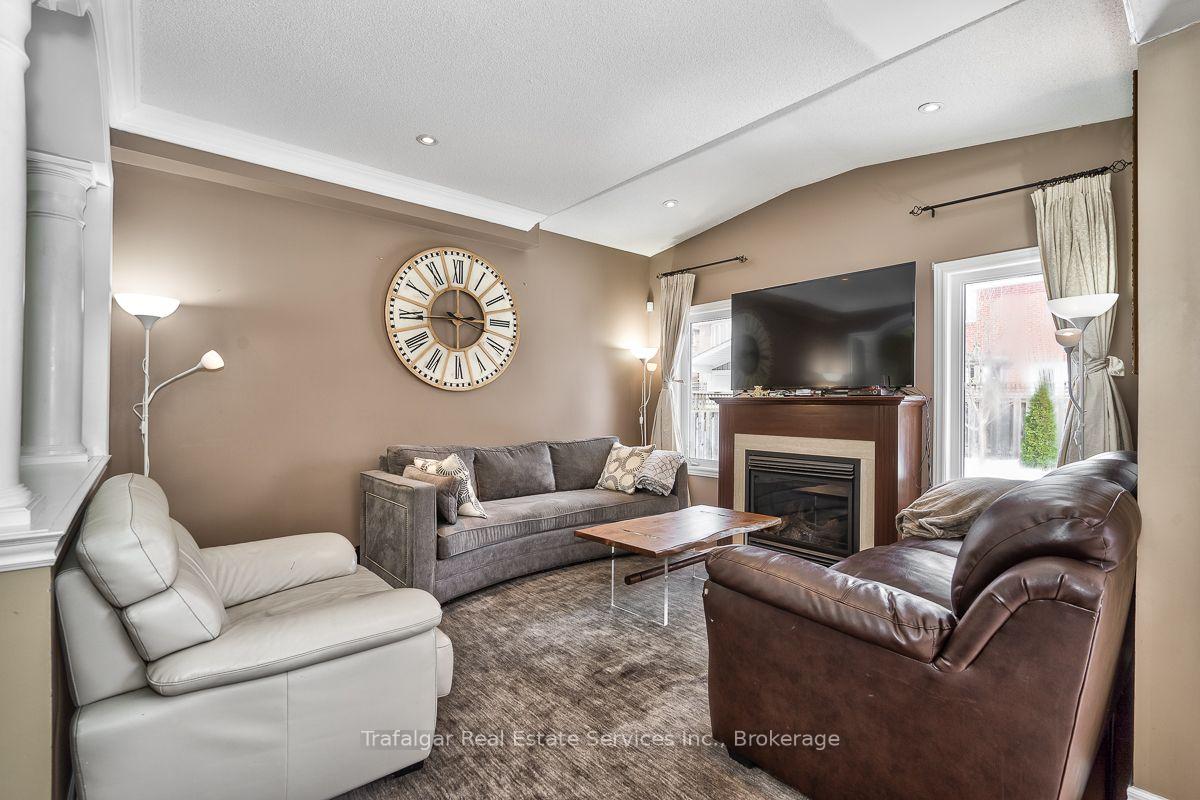 Photo 6 of 2355 Hilda Drive, Oakville, Joshua Creek — HOMEH