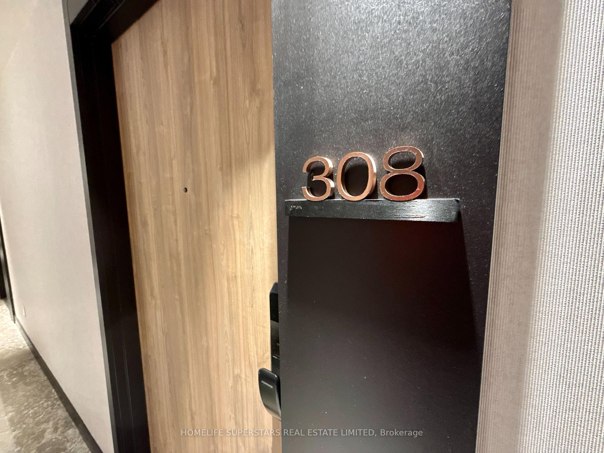 Photo 4 of Unit 308, 1 Fairview Road E, Mississauga, Mississauga Valleys — HOMEH