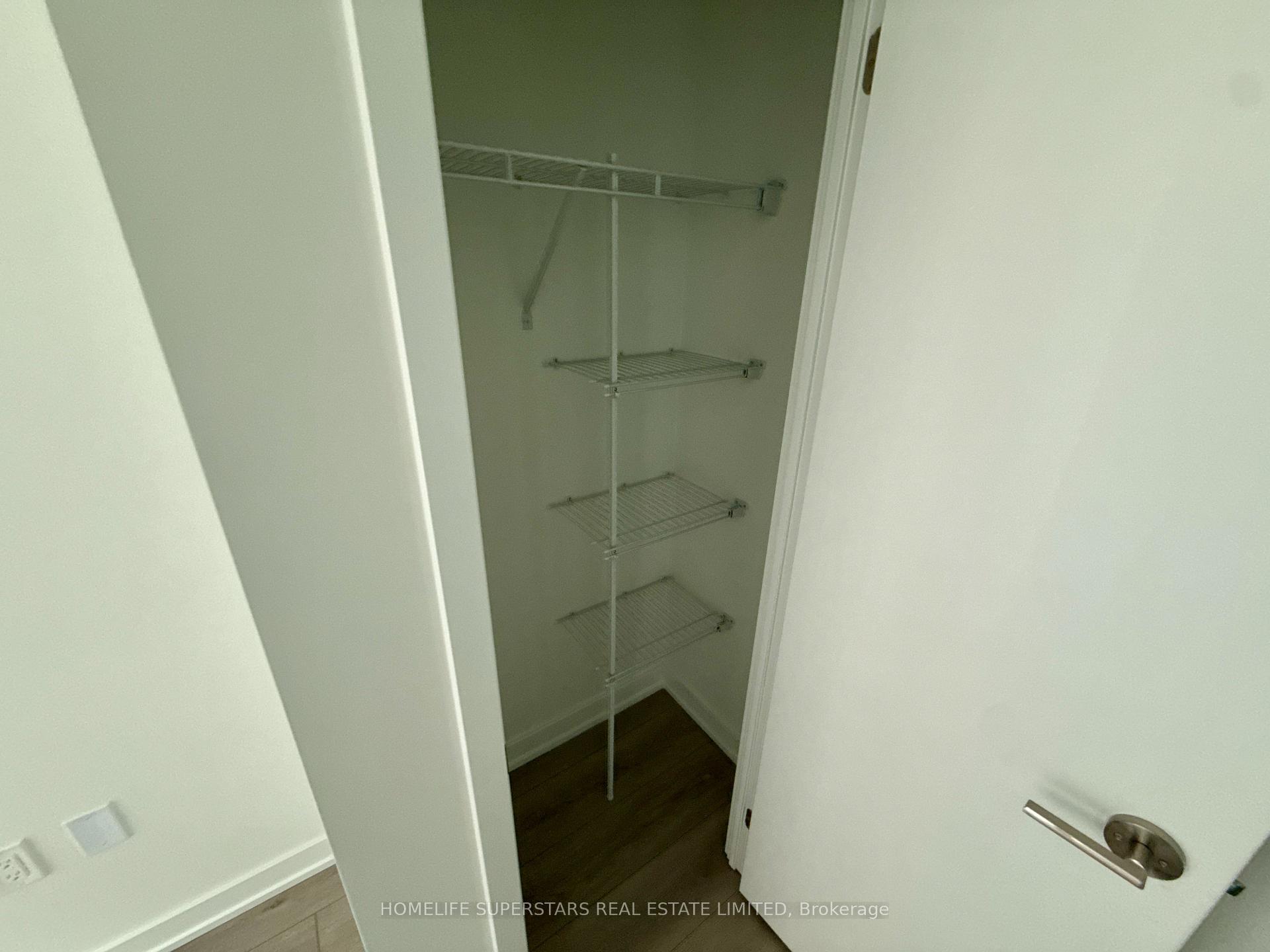 Photo 16 of Unit 308, 1 Fairview Road E, Mississauga, Mississauga Valleys — HOMEH