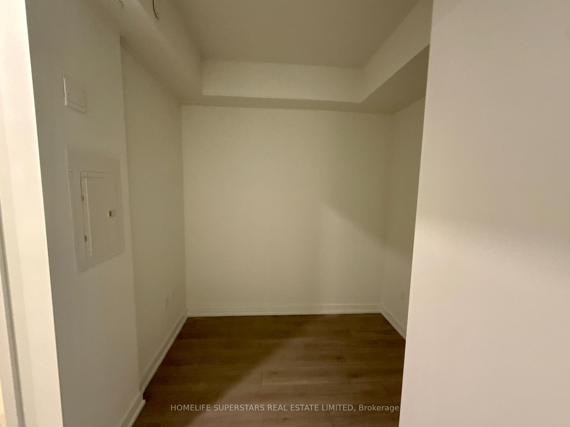 Photo 26 of Unit 308, 1 Fairview Road E, Mississauga, Mississauga Valleys — HOMEH