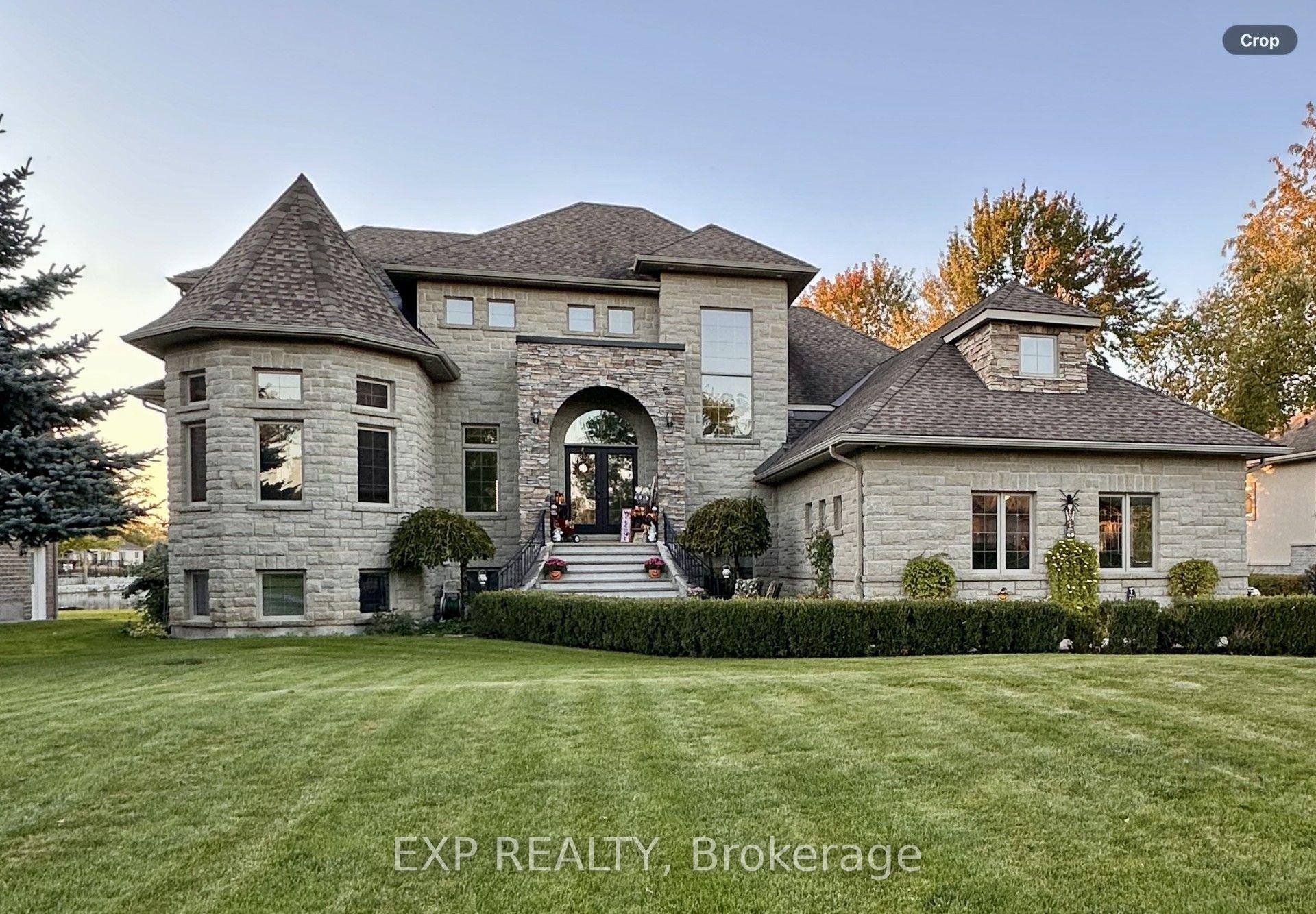 Photo of 6715 Suncrest Drive
