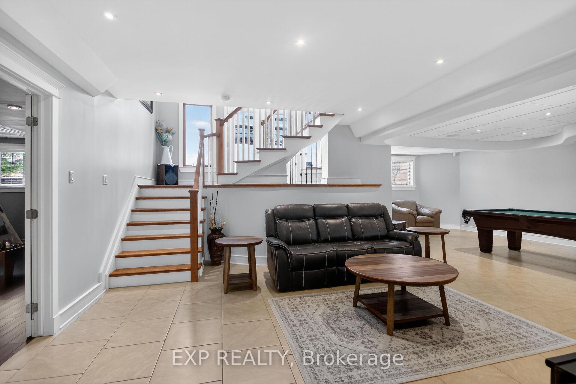Photo 40 of 6715 Suncrest Drive, Ottawa, Greely — HOMEH