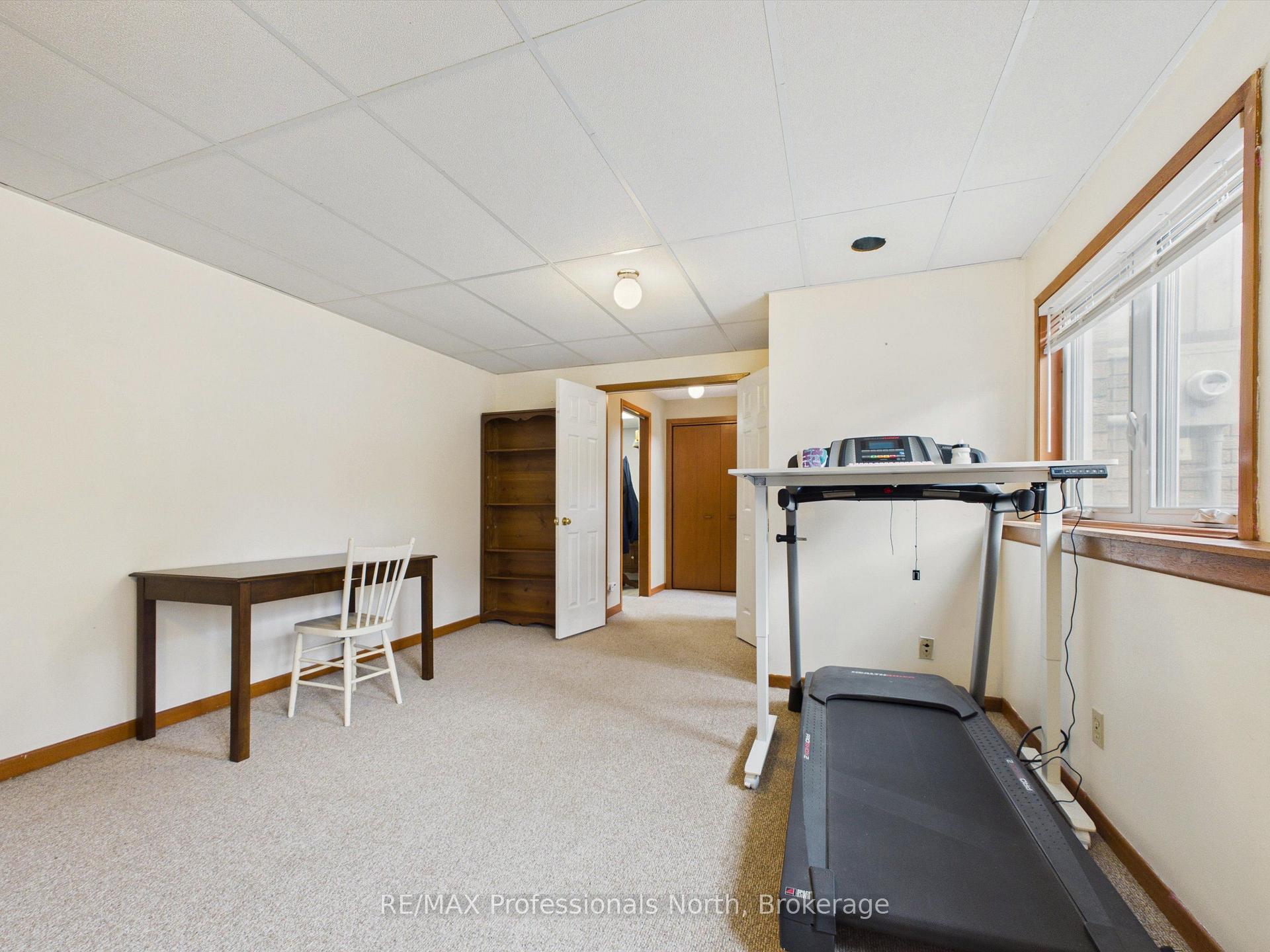 Photo 23 of 1 Crestview Drive, Huntsville — HOMEH