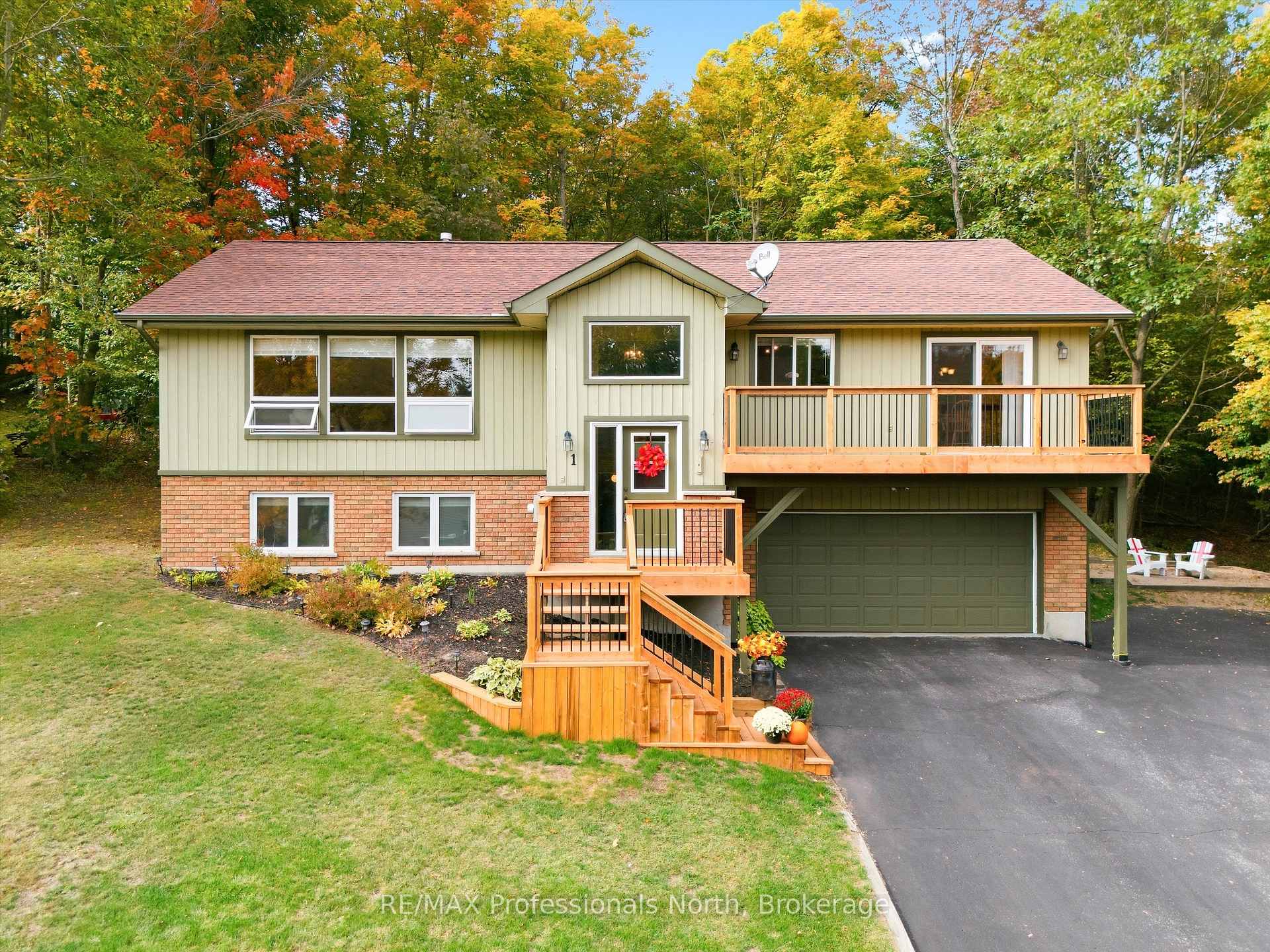 Photo 32 of 1 Crestview Drive, Huntsville — HOMEH