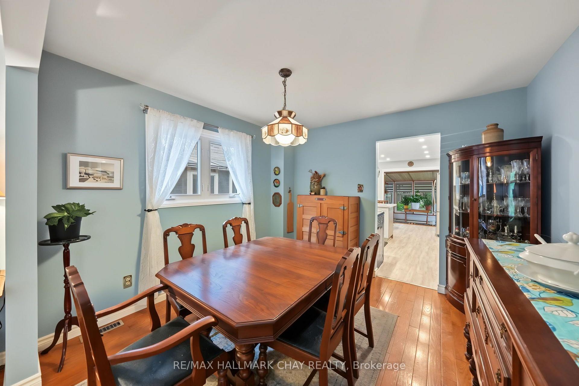 Photo 15 of 66 Hutchinson Drive, New Tecumseth, Alliston — HOMEH