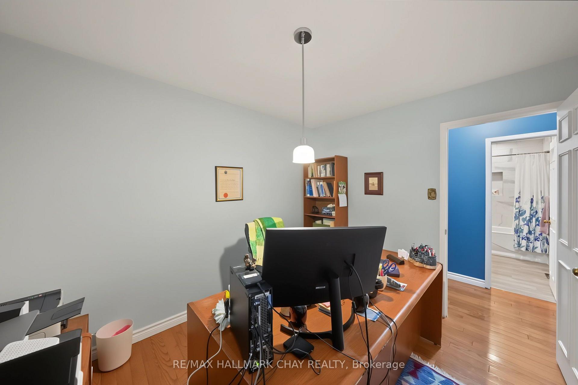 Photo 20 of 66 Hutchinson Drive, New Tecumseth, Alliston — HOMEH