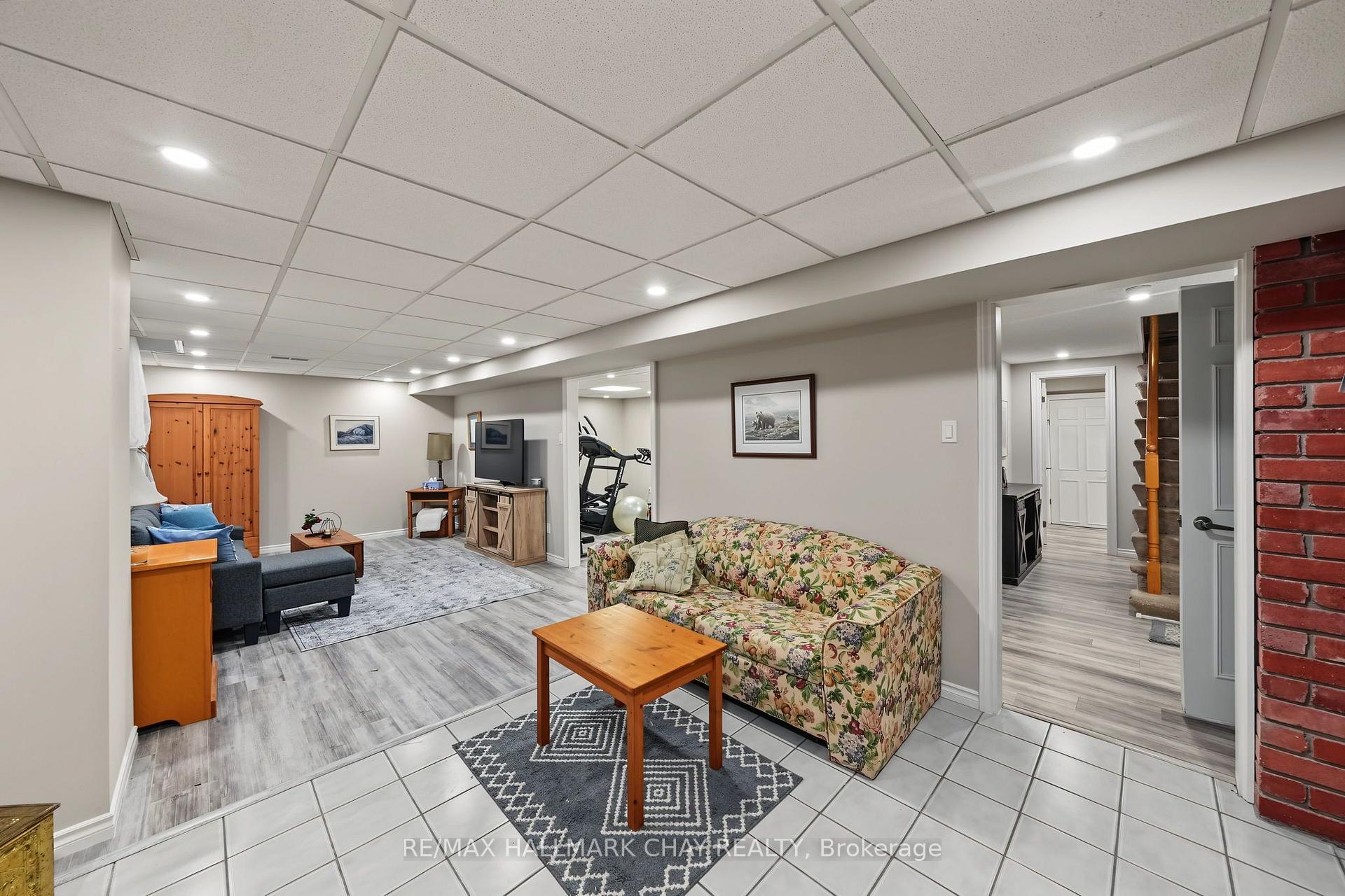 Photo 35 of 66 Hutchinson Drive, New Tecumseth, Alliston — HOMEH
