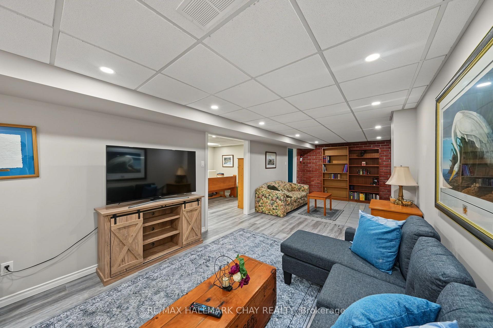 Photo 38 of 66 Hutchinson Drive, New Tecumseth, Alliston — HOMEH