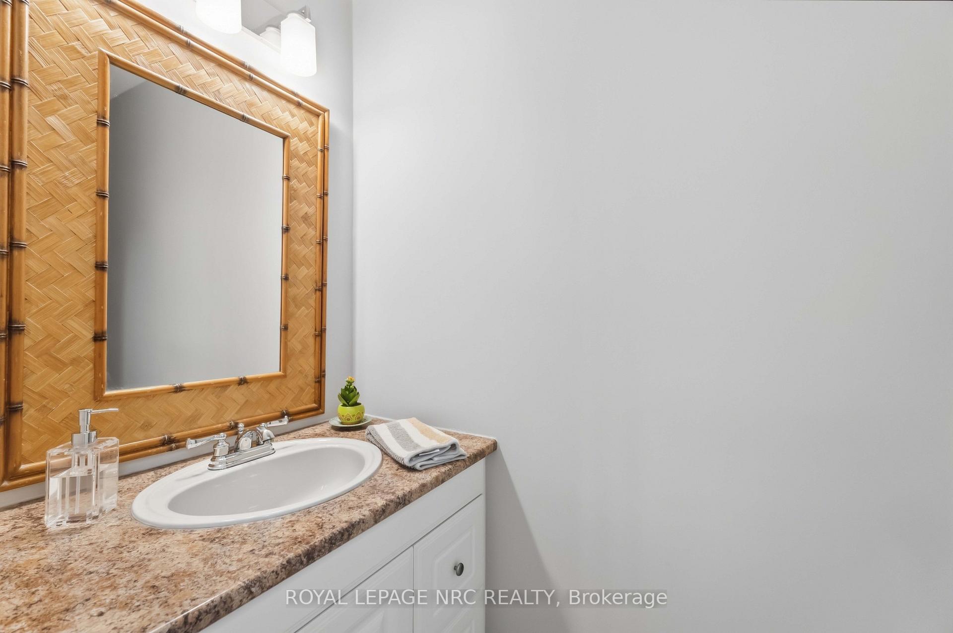 Photo 10 of Unit 43, 122 Lakeshore Road, St. Catharines, Lakeport — HOMEH