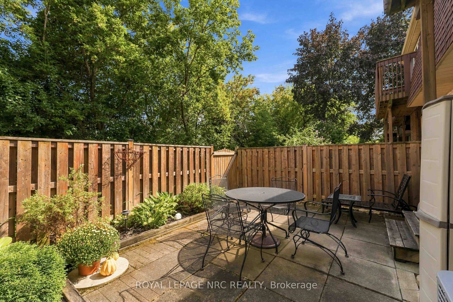 Photo 18 of Unit 43, 122 Lakeshore Road, St. Catharines, Lakeport — HOMEH
