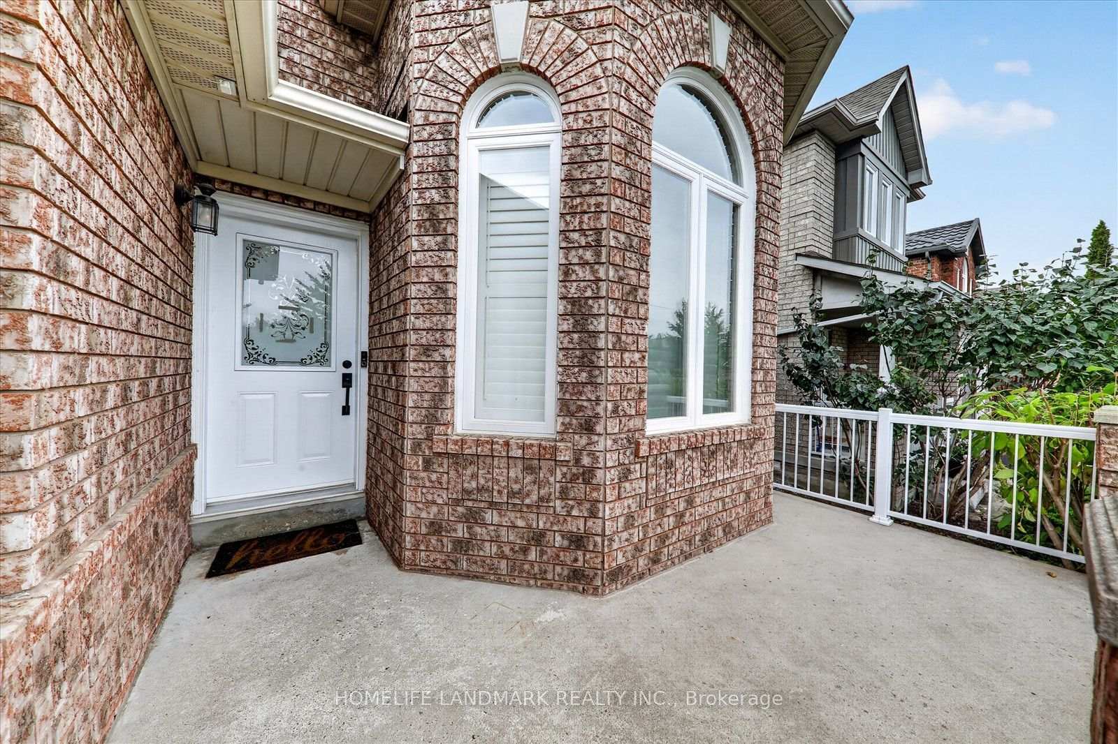 Photo 4 of 14 Floree Street, Whitby, Taunton North — HOMEH