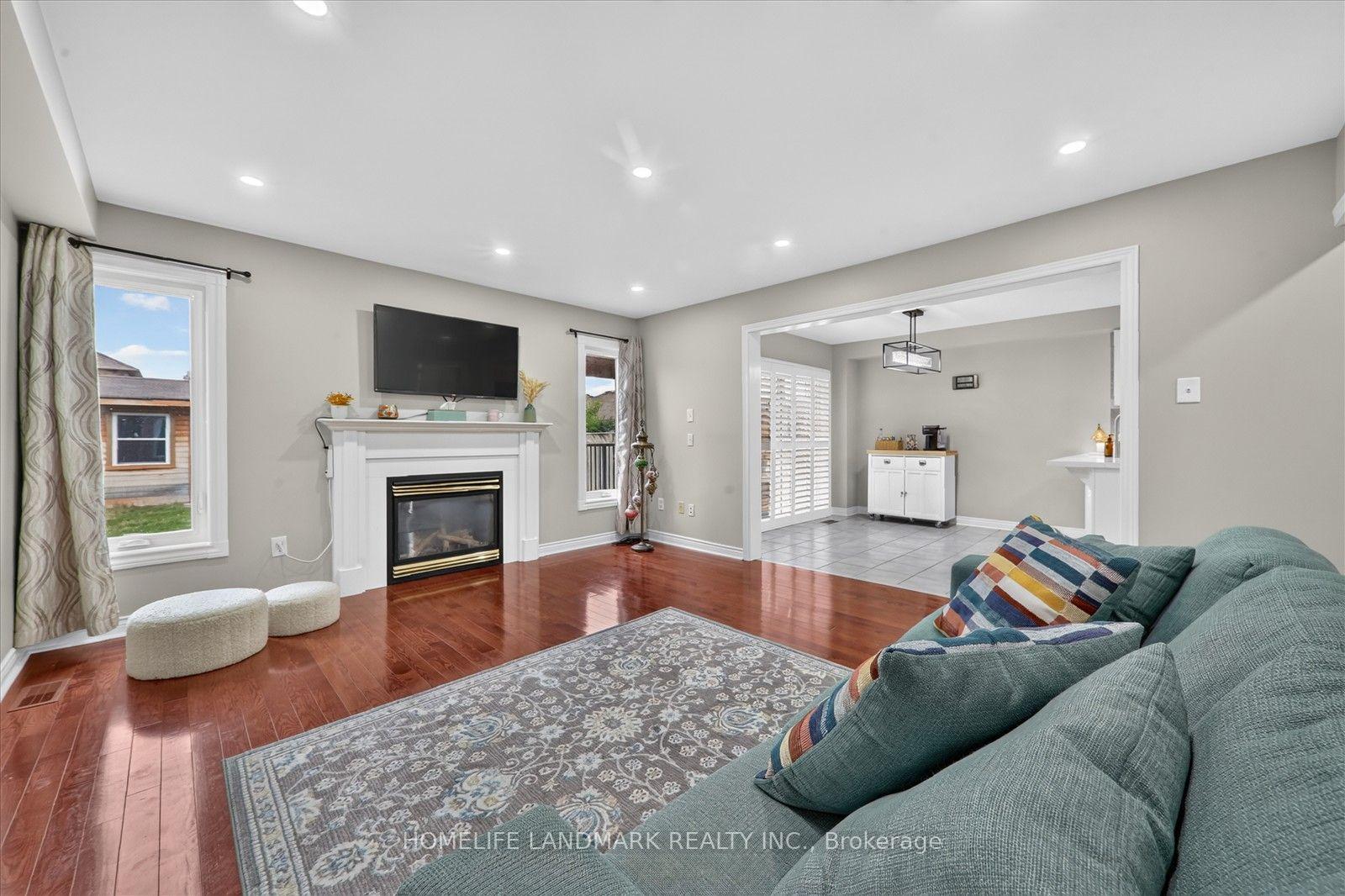 Photo 13 of 14 Floree Street, Whitby, Taunton North — HOMEH