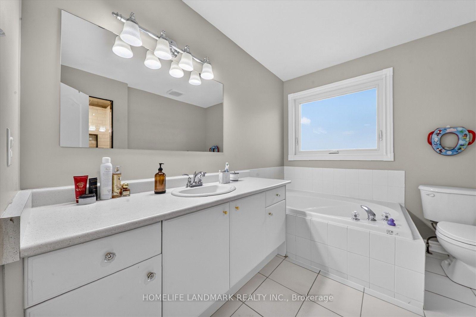 Photo 32 of 14 Floree Street, Whitby, Taunton North — HOMEH