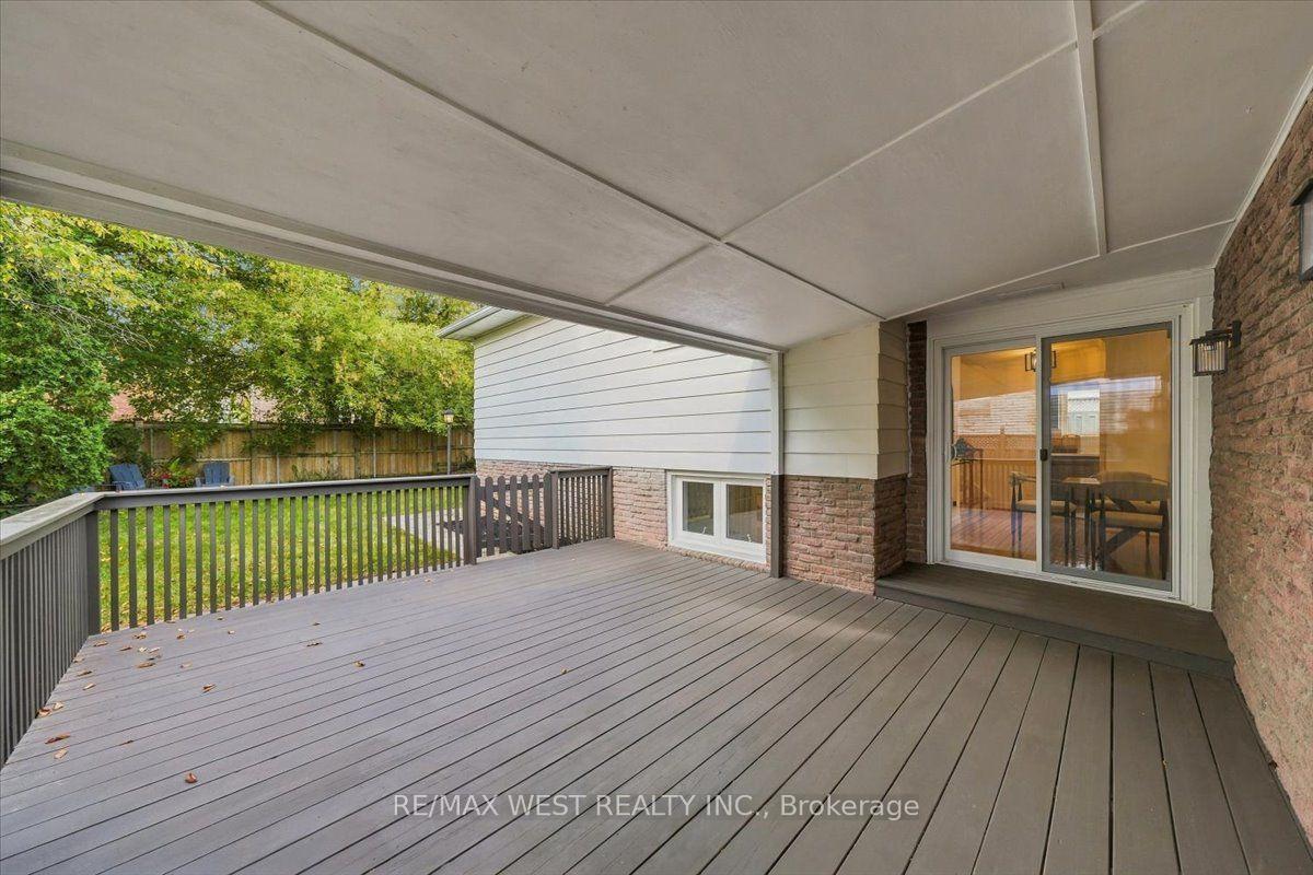 Photo 35 of 14 Burnhamill Place, Etobicoke, Eringate-Centennial-West Deane — HOMEH