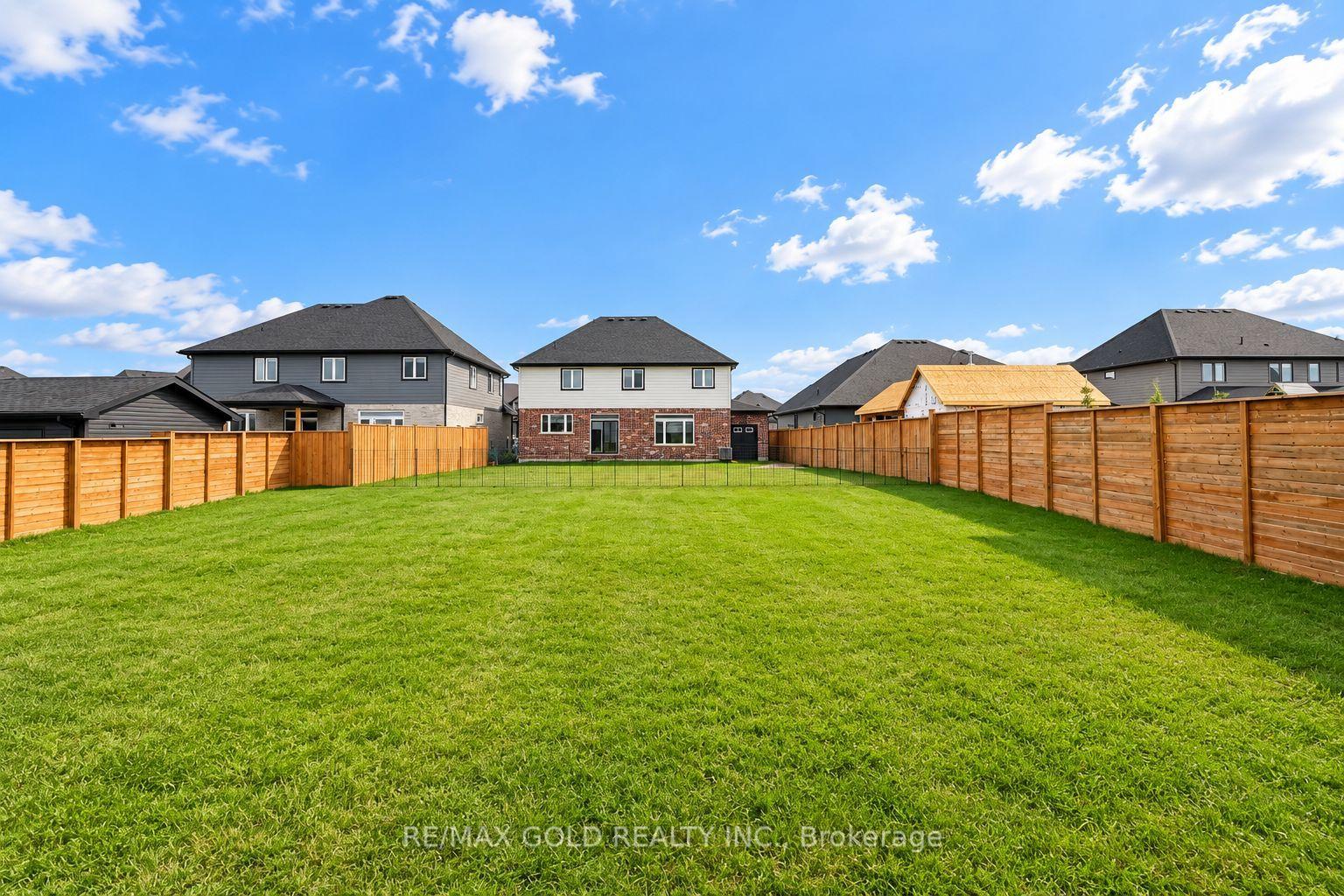 Photo 48 of 53 Hazelwood Pass, Thames Centre, Dorchester — HOMEH