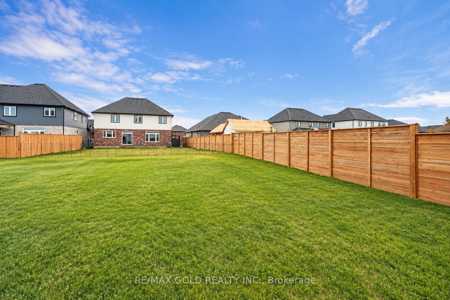 Photo 49 of 53 Hazelwood Pass, Thames Centre, Dorchester — HOMEH