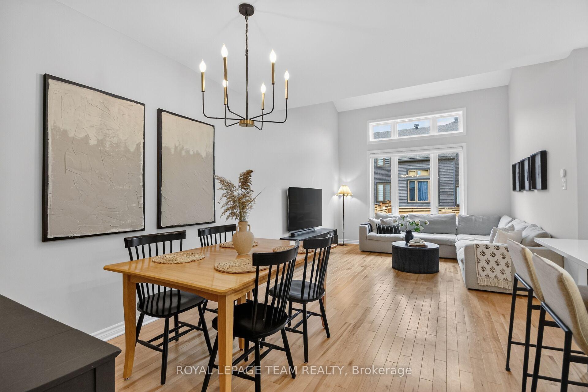 Photo 6 of 102 Patchell Place, North Grenville, North Grenville Twp (Kemptville South) — HOMEH