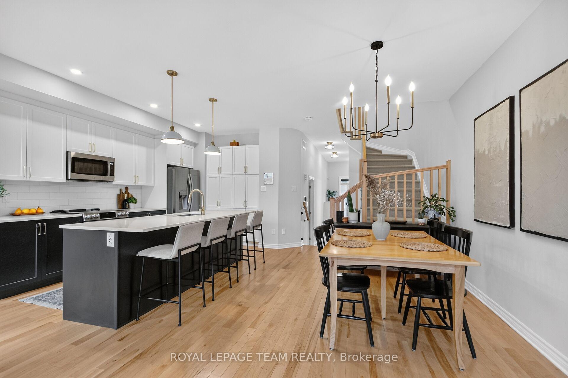 Photo 12 of 102 Patchell Place, North Grenville, North Grenville Twp (Kemptville South) — HOMEH