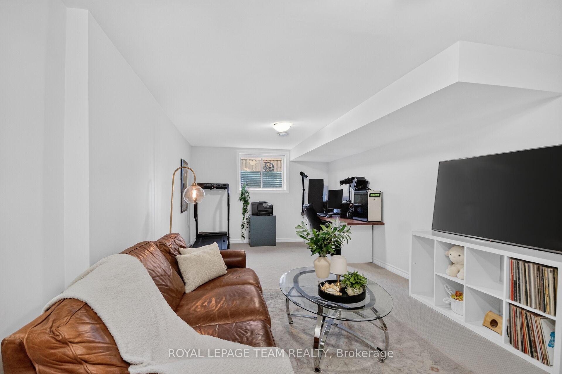 Photo 27 of 102 Patchell Place, North Grenville, North Grenville Twp (Kemptville South) — HOMEH