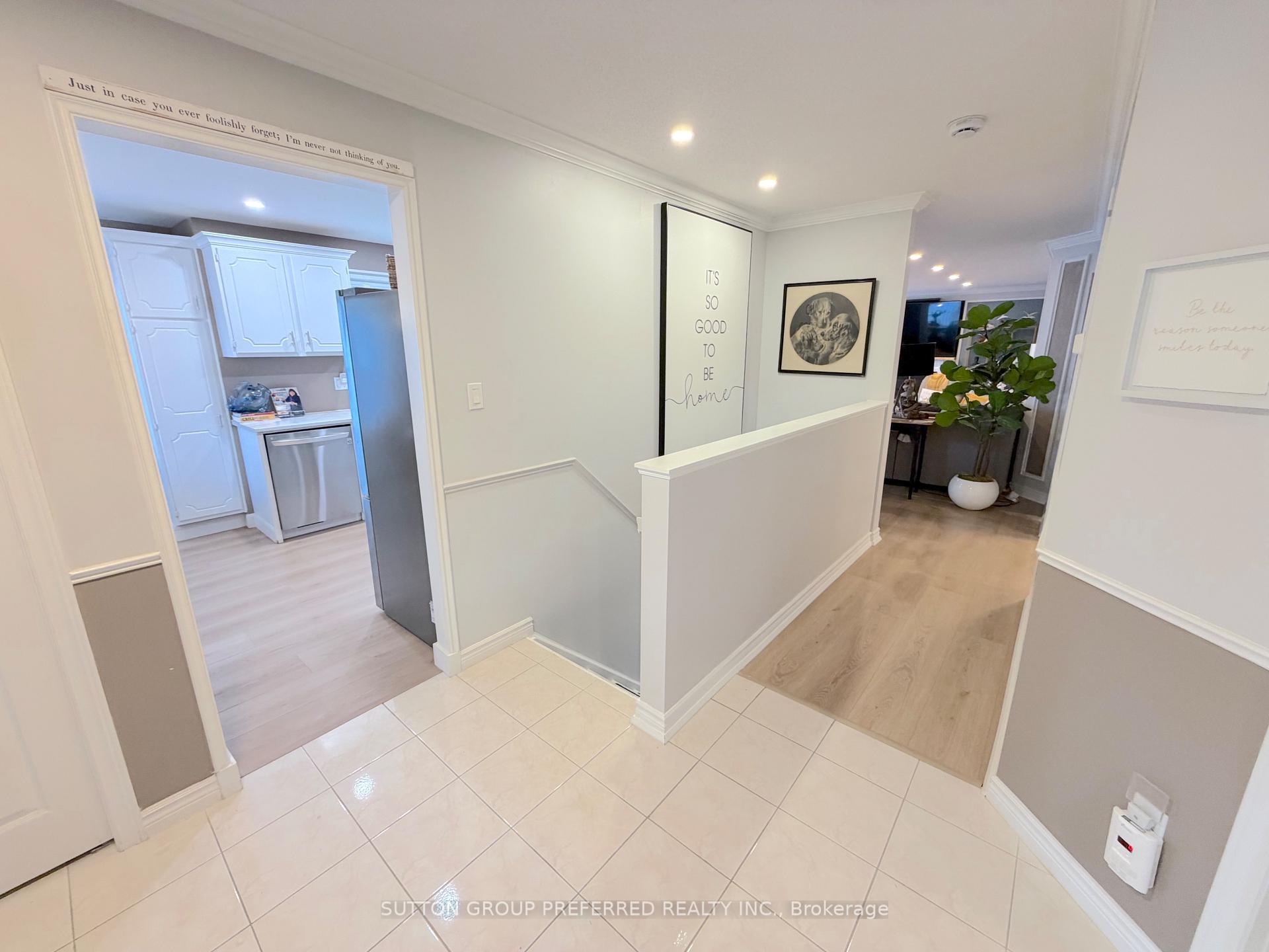 Photo 6 of Unit 4, 163 Pine Valley Drive, London, South N — HOMEH