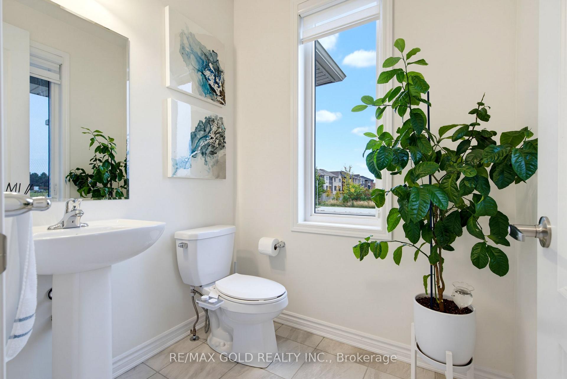 Photo 17 of 53 Affusion Road, Brampton, Northwest Brampton — HOMEH