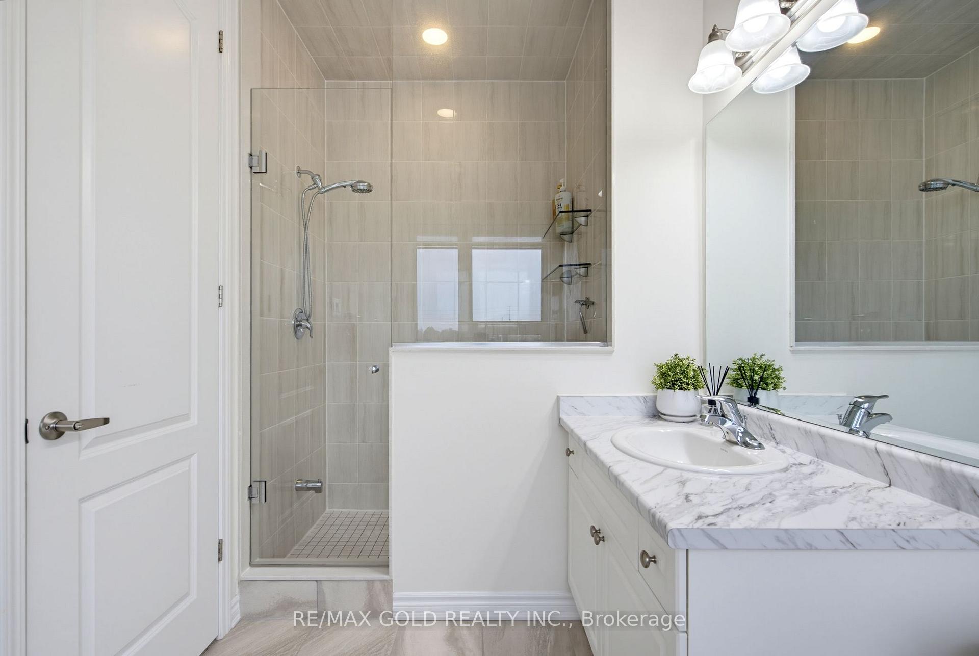 Photo 23 of 53 Affusion Road, Brampton, Northwest Brampton — HOMEH