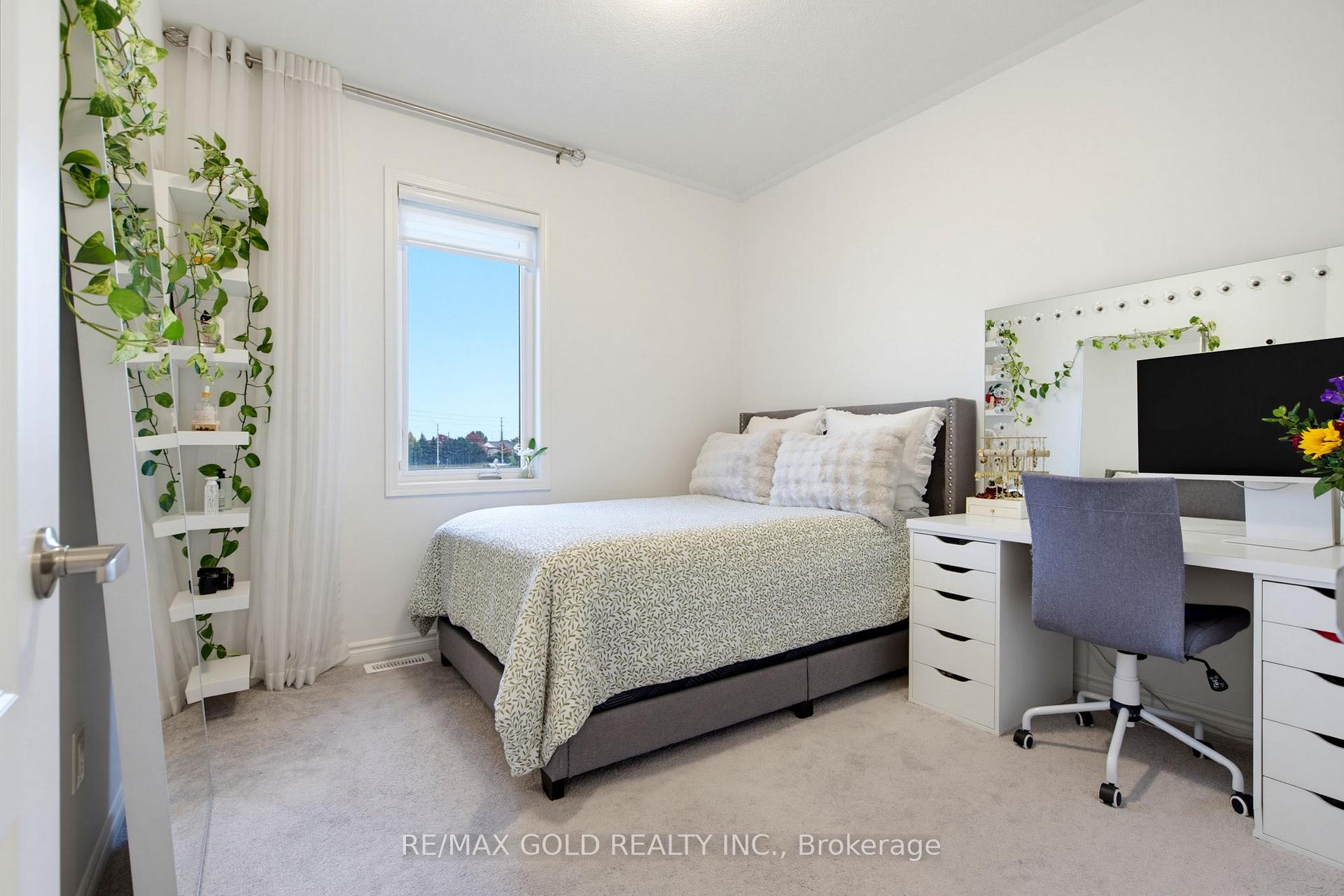 Photo 24 of 53 Affusion Road, Brampton, Northwest Brampton — HOMEH