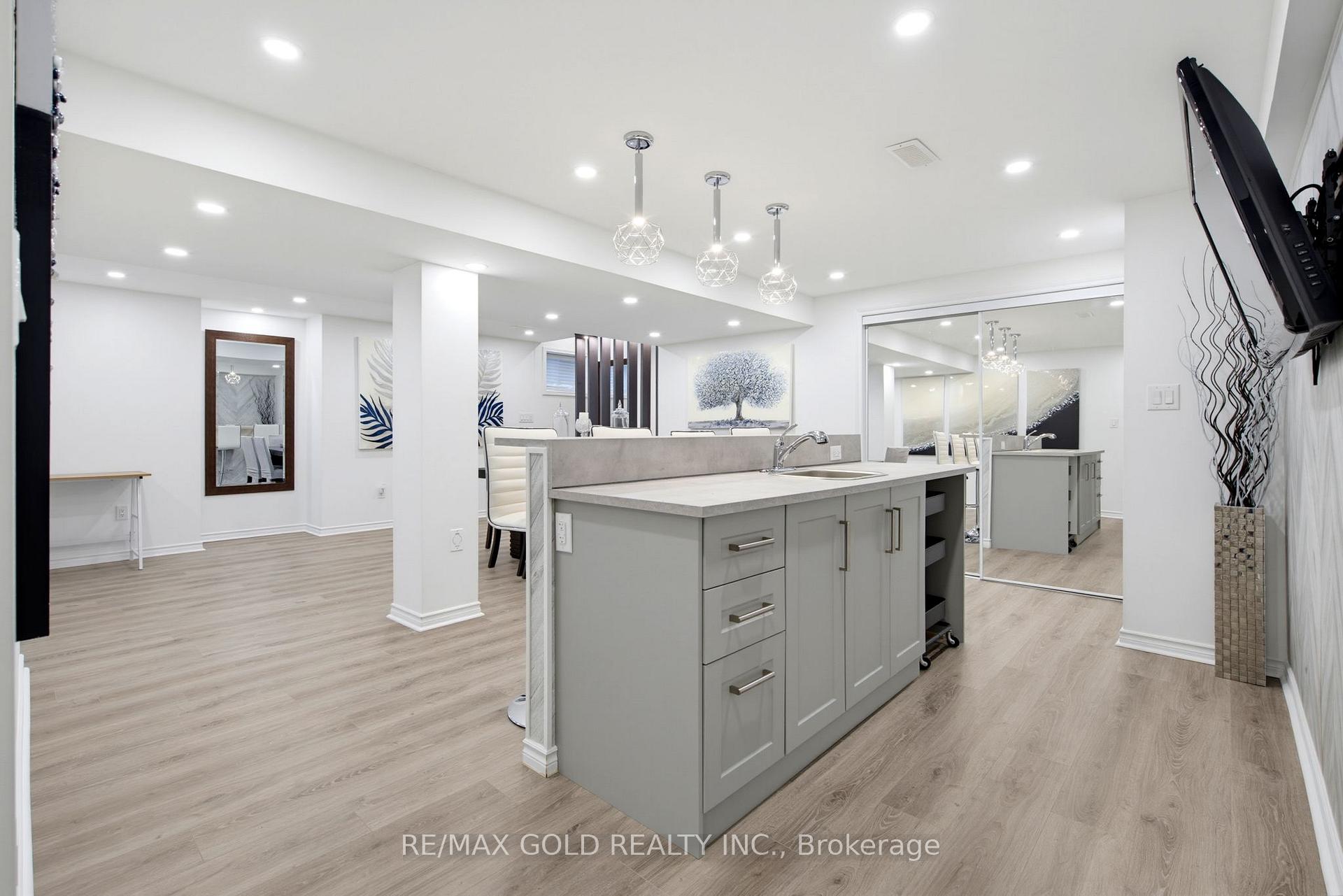 Photo 35 of 53 Affusion Road, Brampton, Northwest Brampton — HOMEH