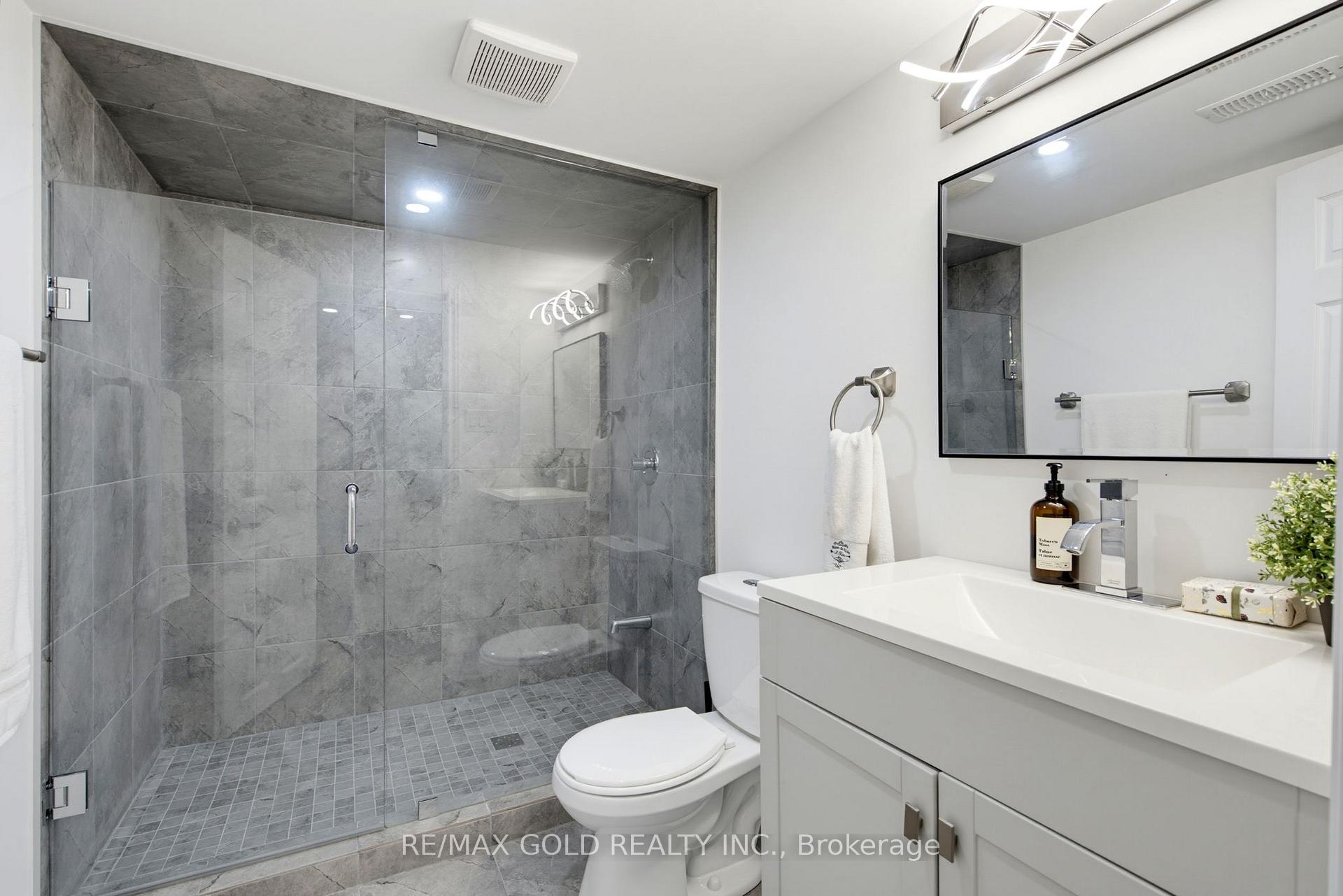 Photo 36 of 53 Affusion Road, Brampton, Northwest Brampton — HOMEH