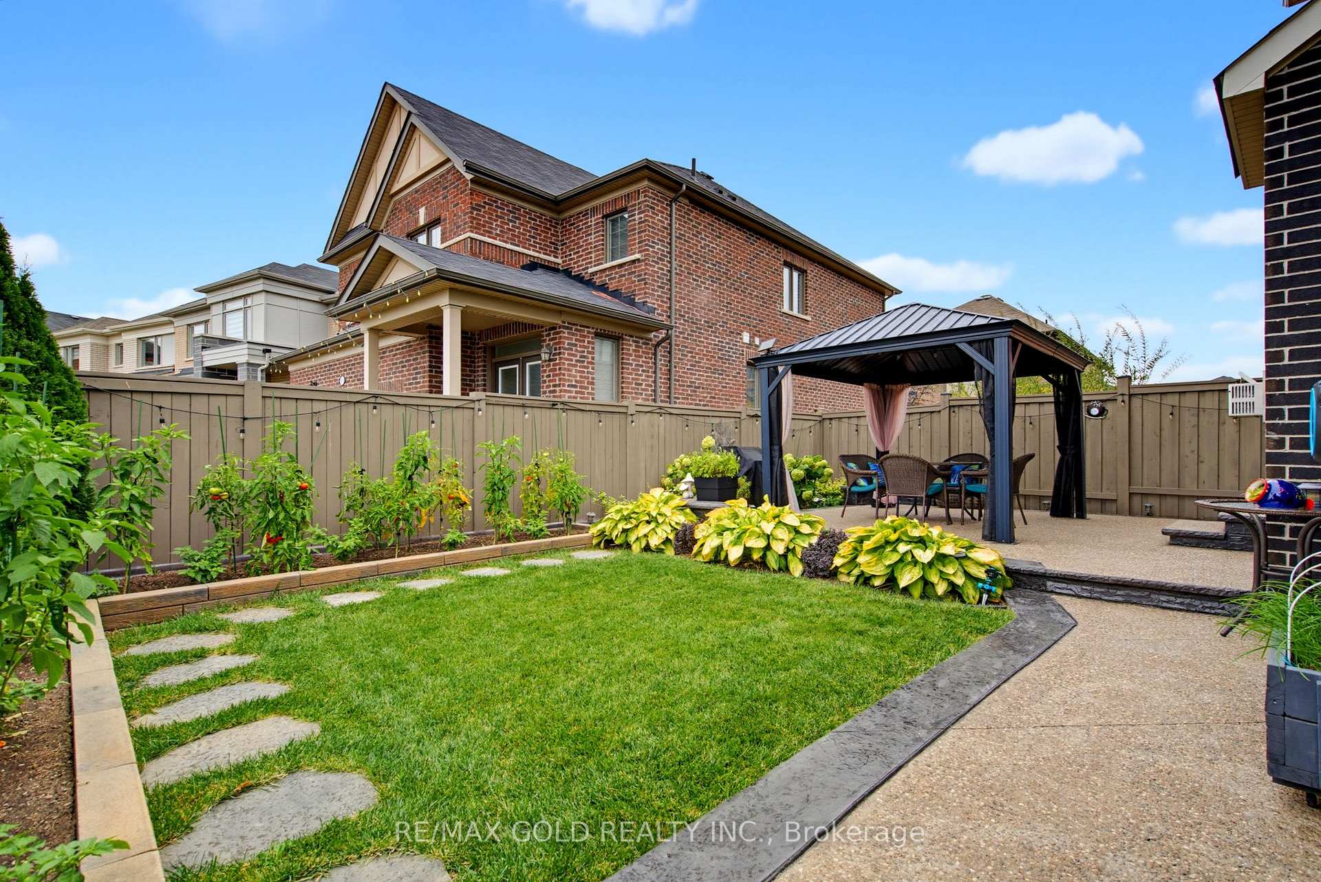 Photo 37 of 53 Affusion Road, Brampton, Northwest Brampton — HOMEH