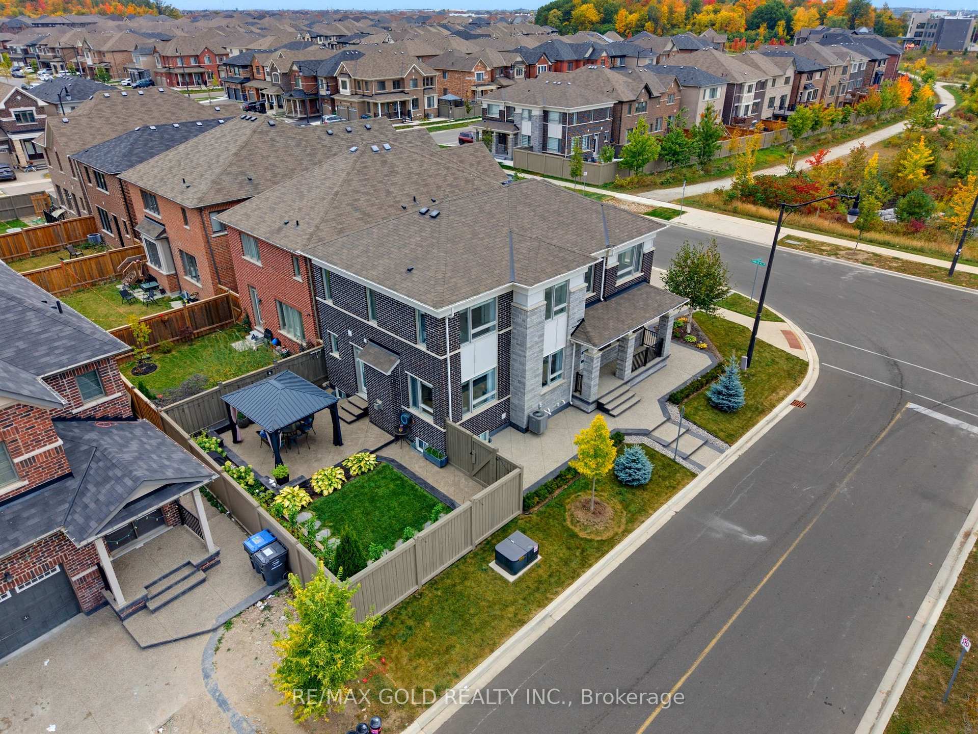 Photo 41 of 53 Affusion Road, Brampton, Northwest Brampton — HOMEH