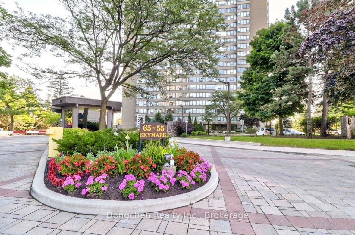 Photo 2 of Unit 1901, 55 Skymark Drive, North York, Hillcrest Village — HOMEH