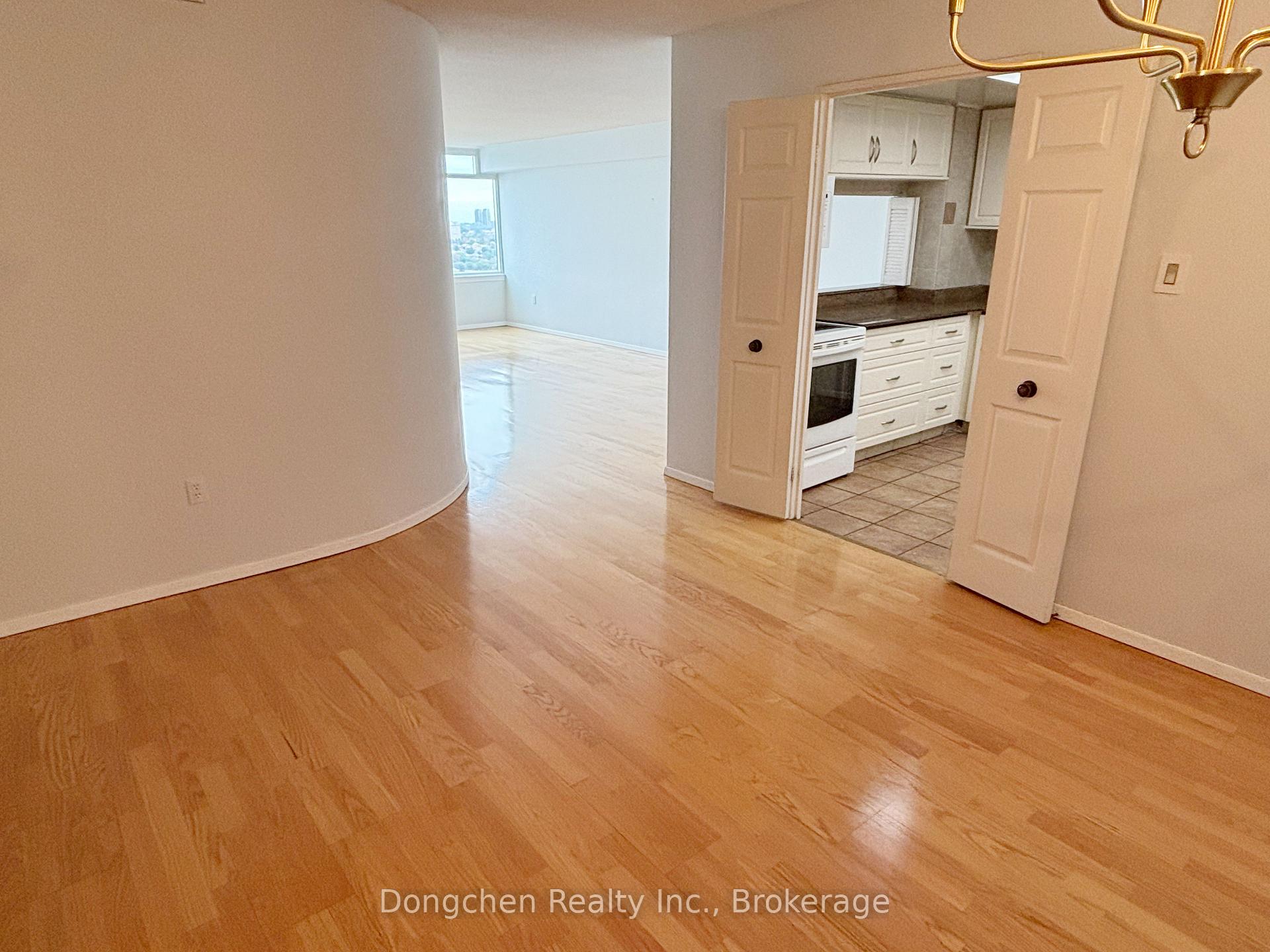 Photo 7 of Unit 1901, 55 Skymark Drive, North York, Hillcrest Village — HOMEH
