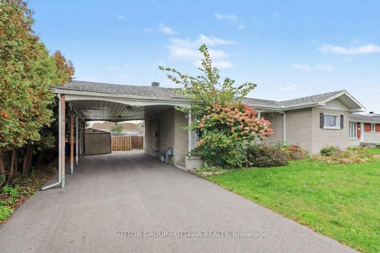 Photo 3 of 678 Rejane Crescent, Hawkesbury, Hawkesbury — HOMEH