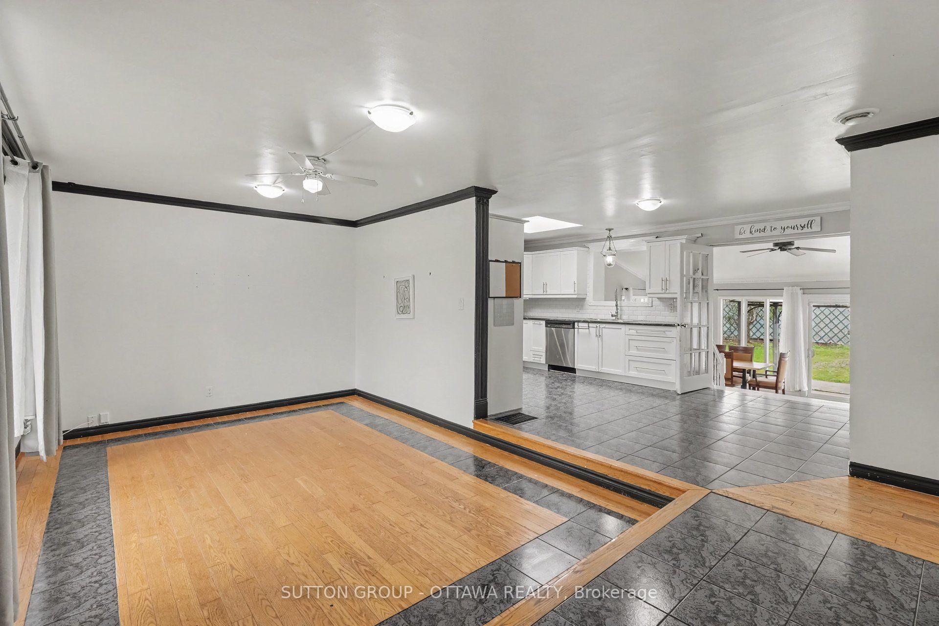 Photo 5 of 678 Rejane Crescent, Hawkesbury, Hawkesbury — HOMEH