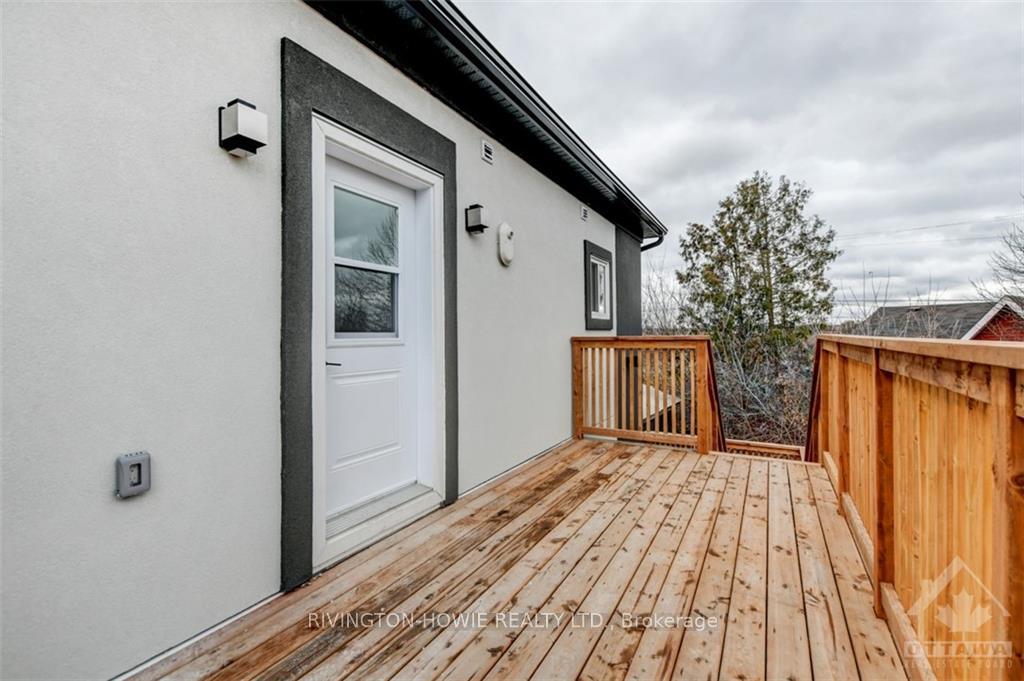 Photo 2 of Unit 1, 413 Donald B Munro Drive, Ottawa, Carp — HOMEH