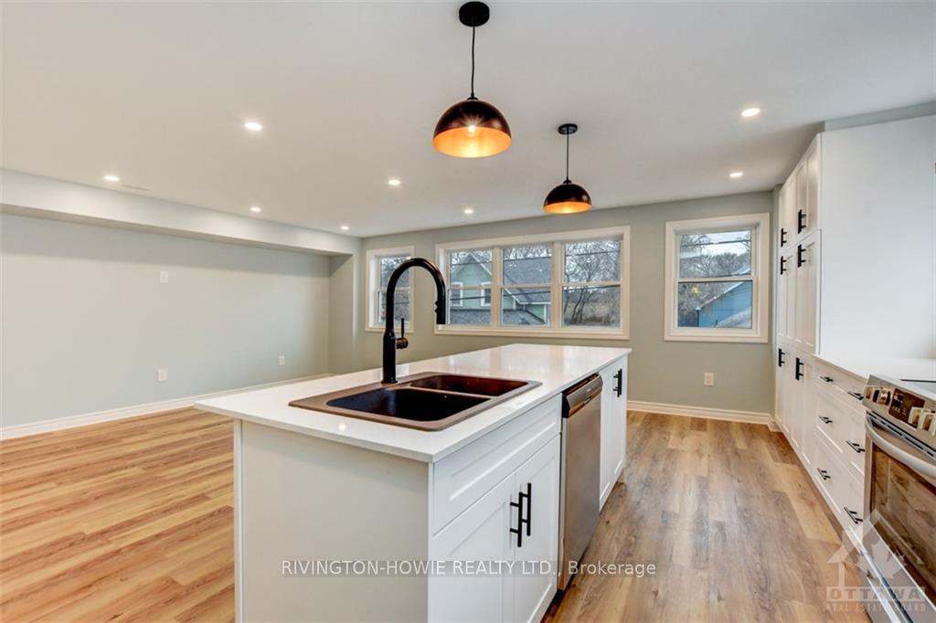 Photo 9 of Unit 1, 413 Donald B Munro Drive, Ottawa, Carp — HOMEH
