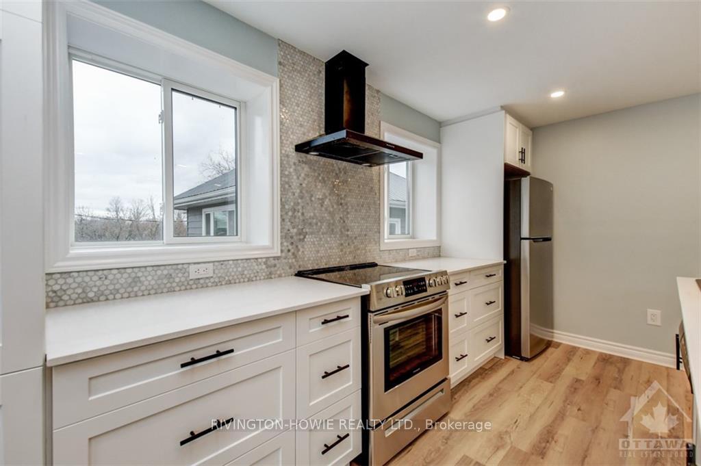 Photo 11 of Unit 1, 413 Donald B Munro Drive, Ottawa, Carp — HOMEH