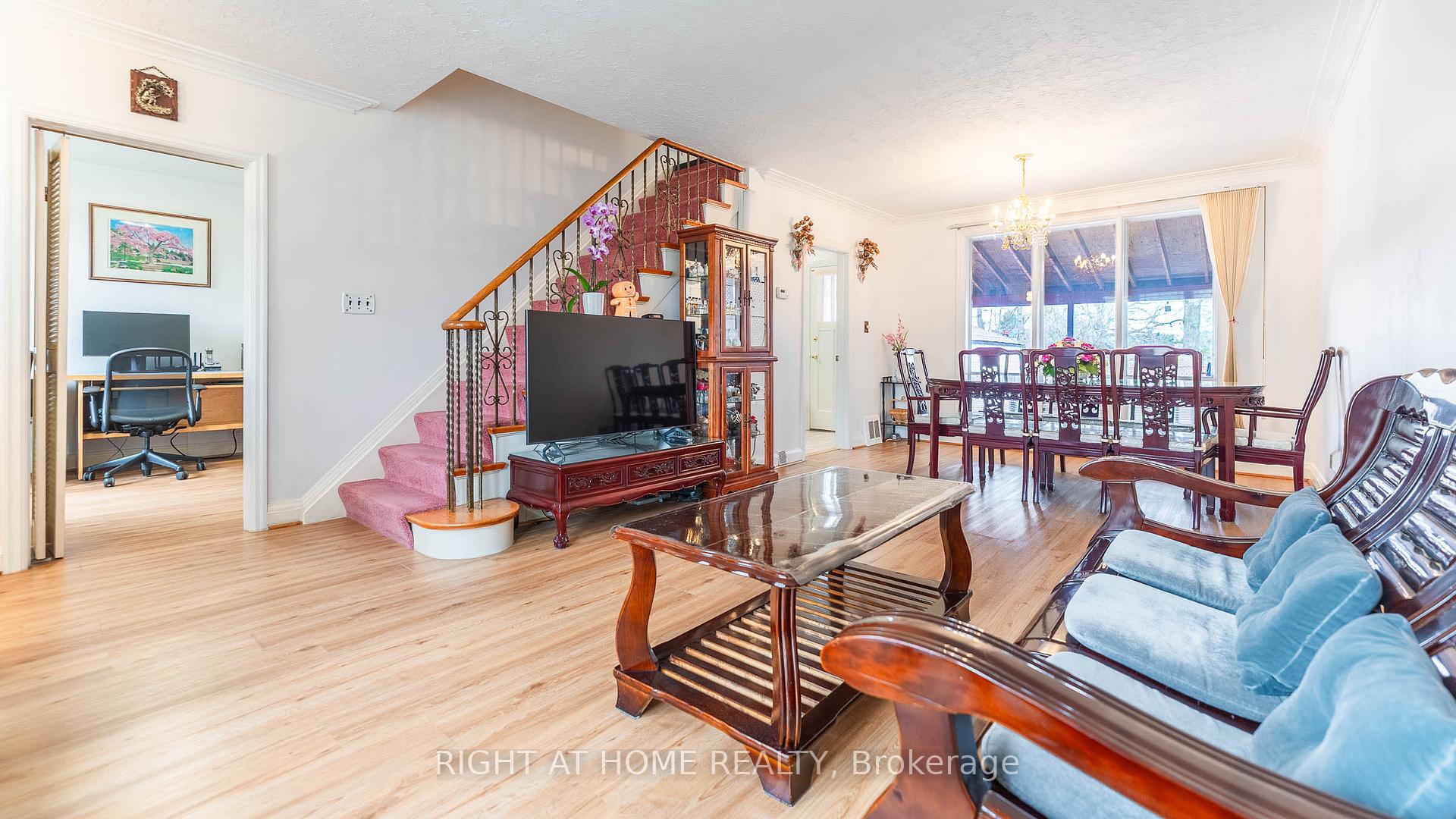 Photo 6 of 82 Tower Drive, Scarborough, Wexford-Maryvale — HOMEH