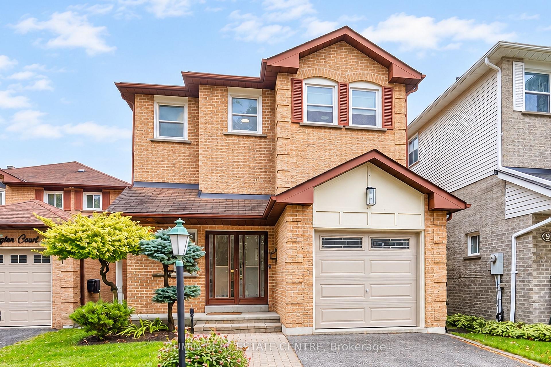Photo 3 of 11 Whittington Court, Ajax, South West — HOMEH